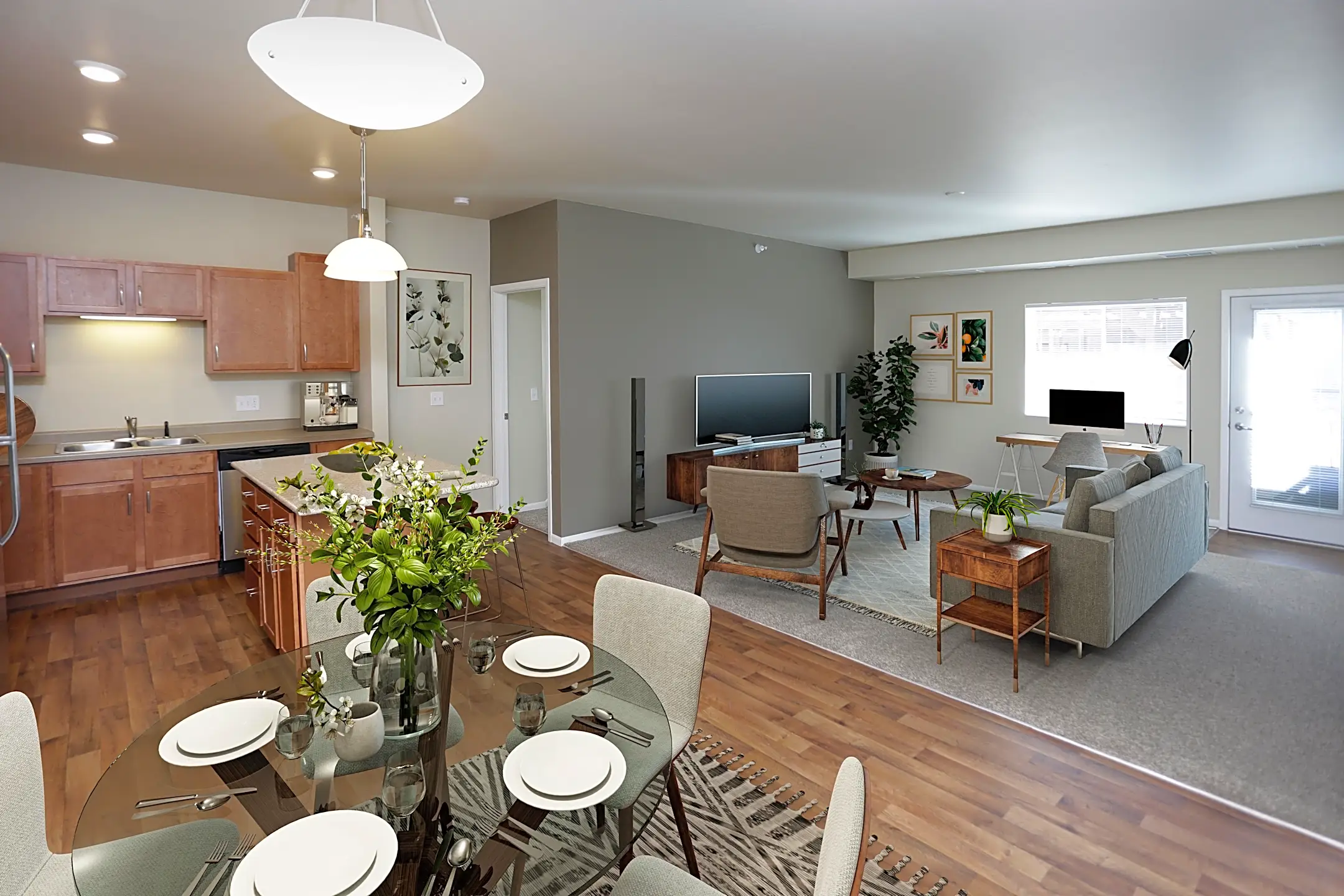 Dining Room - River Ridge Apartments - Bismarck, ND