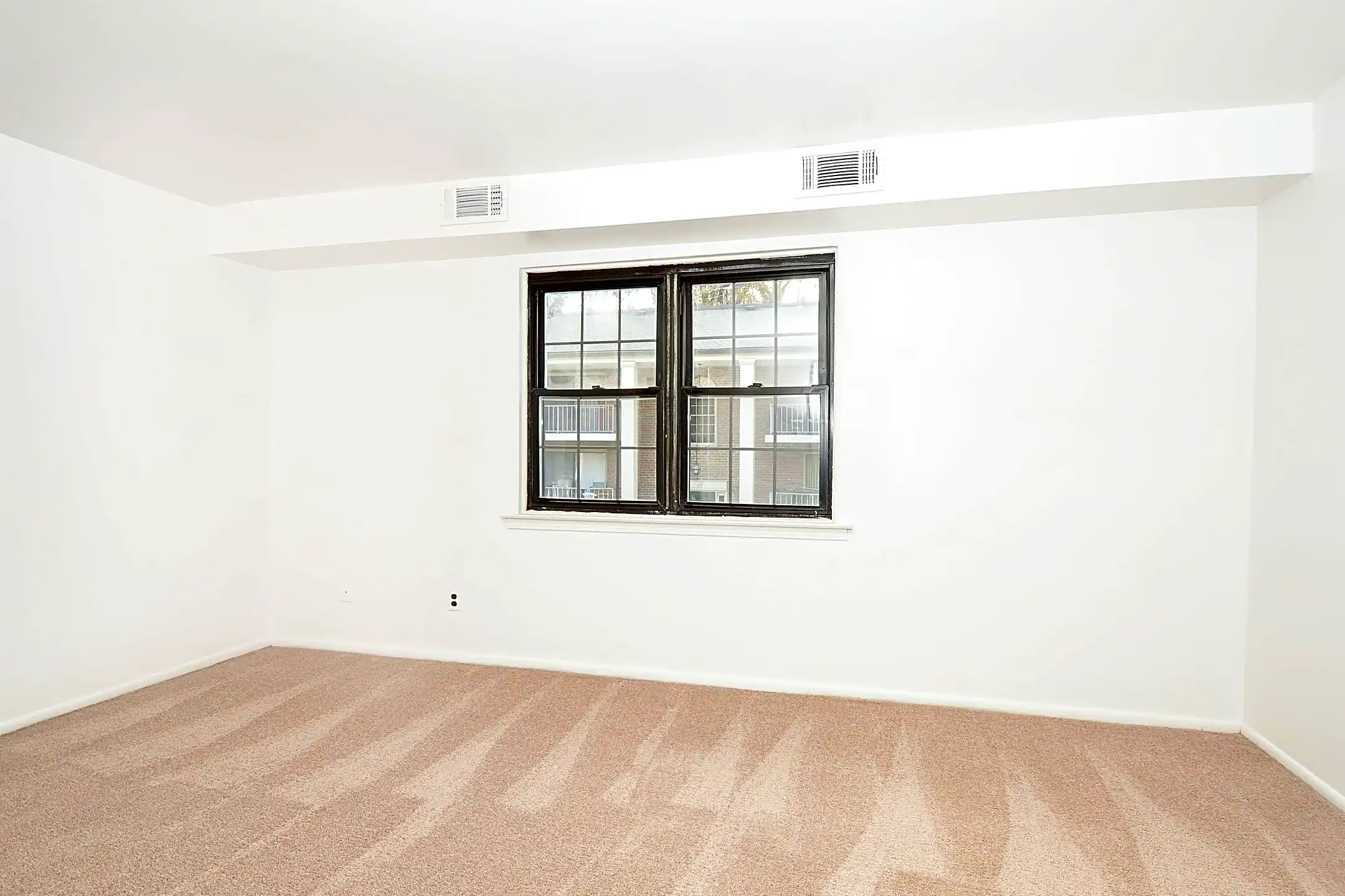 Hillcrest Apartments 785 W Providence Rd Lansdowne, PA Apartments