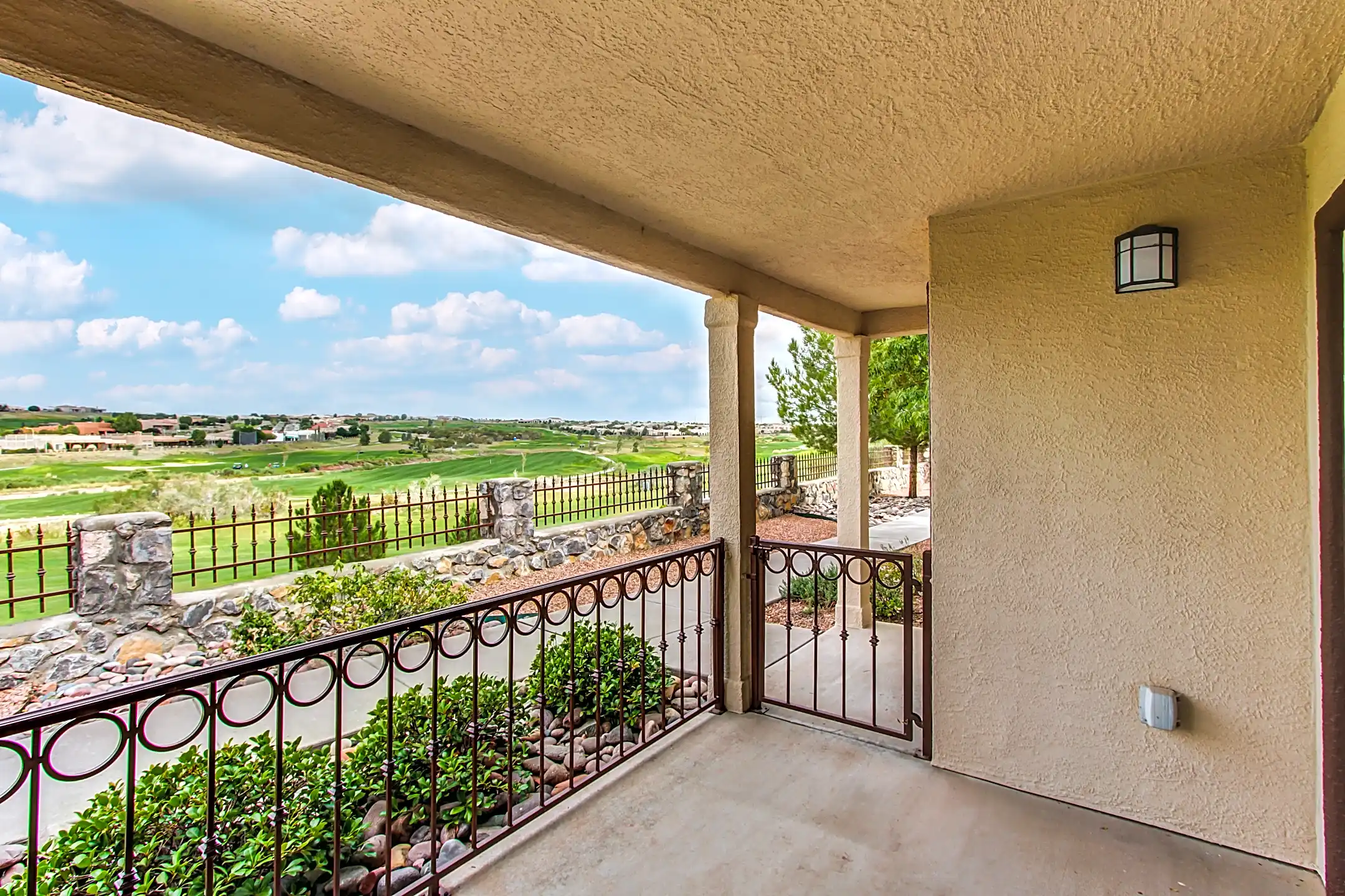 Casas de Soledad Condominium Homes 3901 Sonoma Ranch Avenue Las