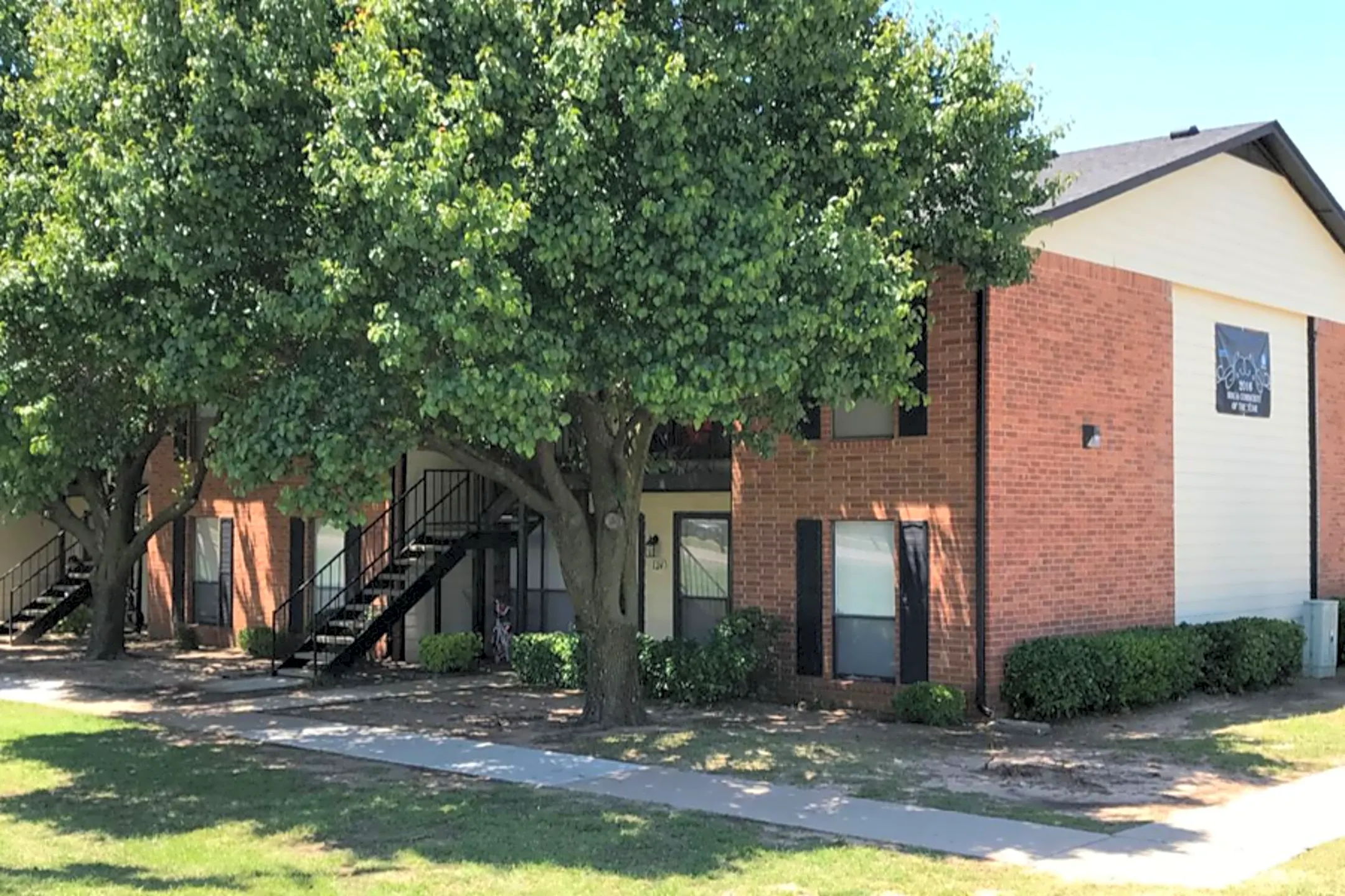 Whitehorse Apartments 10801 W Highway 66 Yukon, OK Apartments for