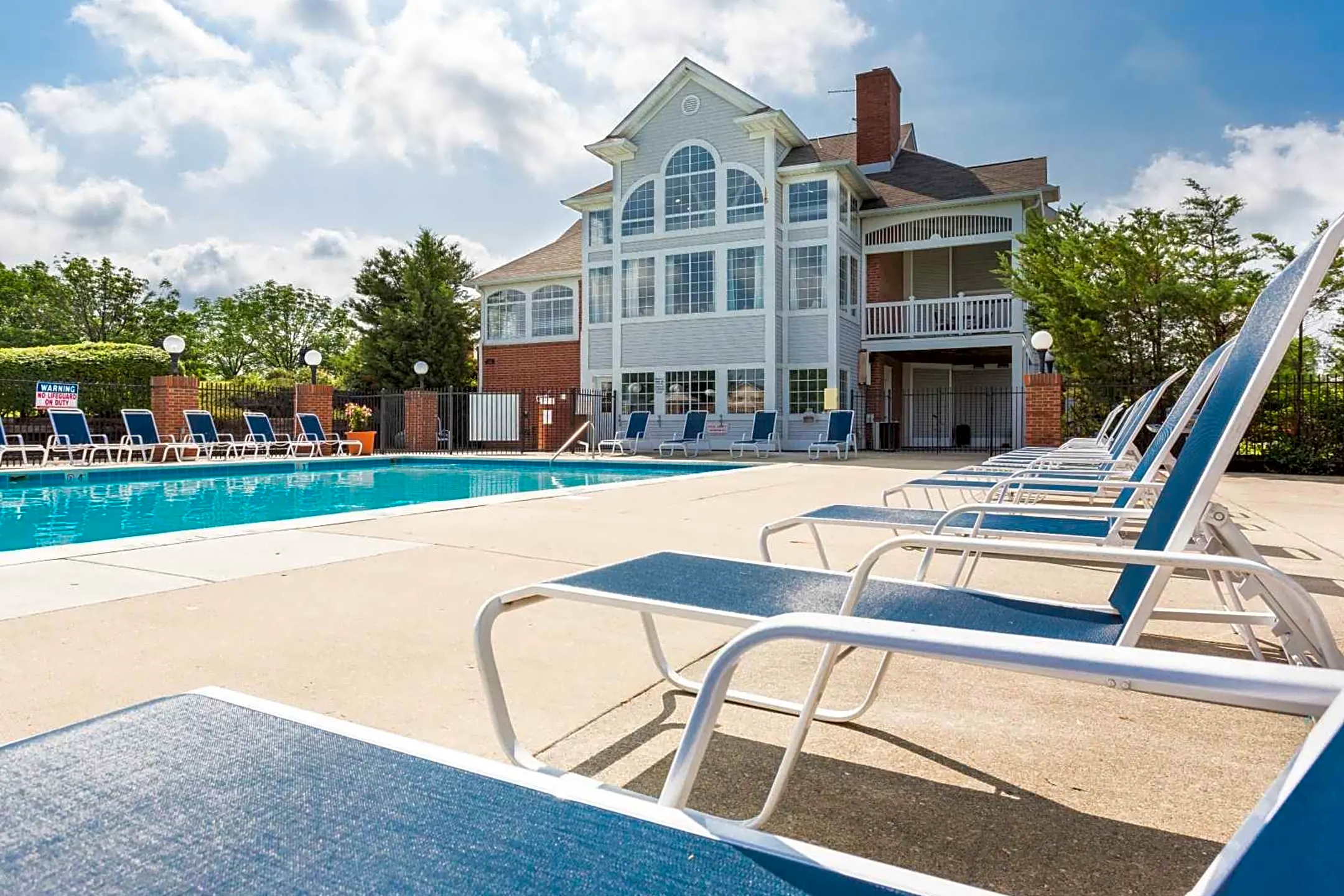 Pool - Sundance Apartments - Indianapolis, IN