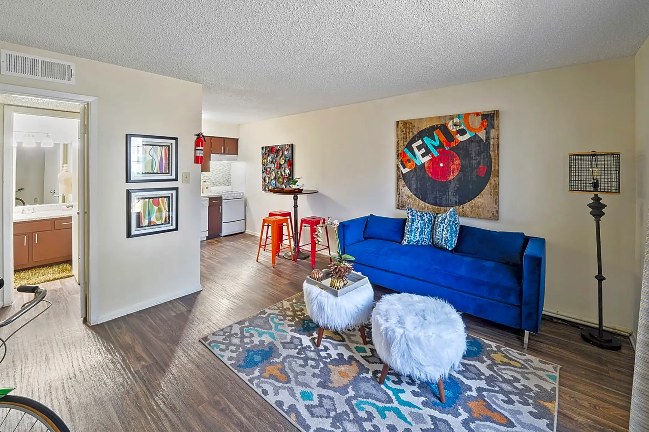 425 Bernard St Condos Denton, TX 76201