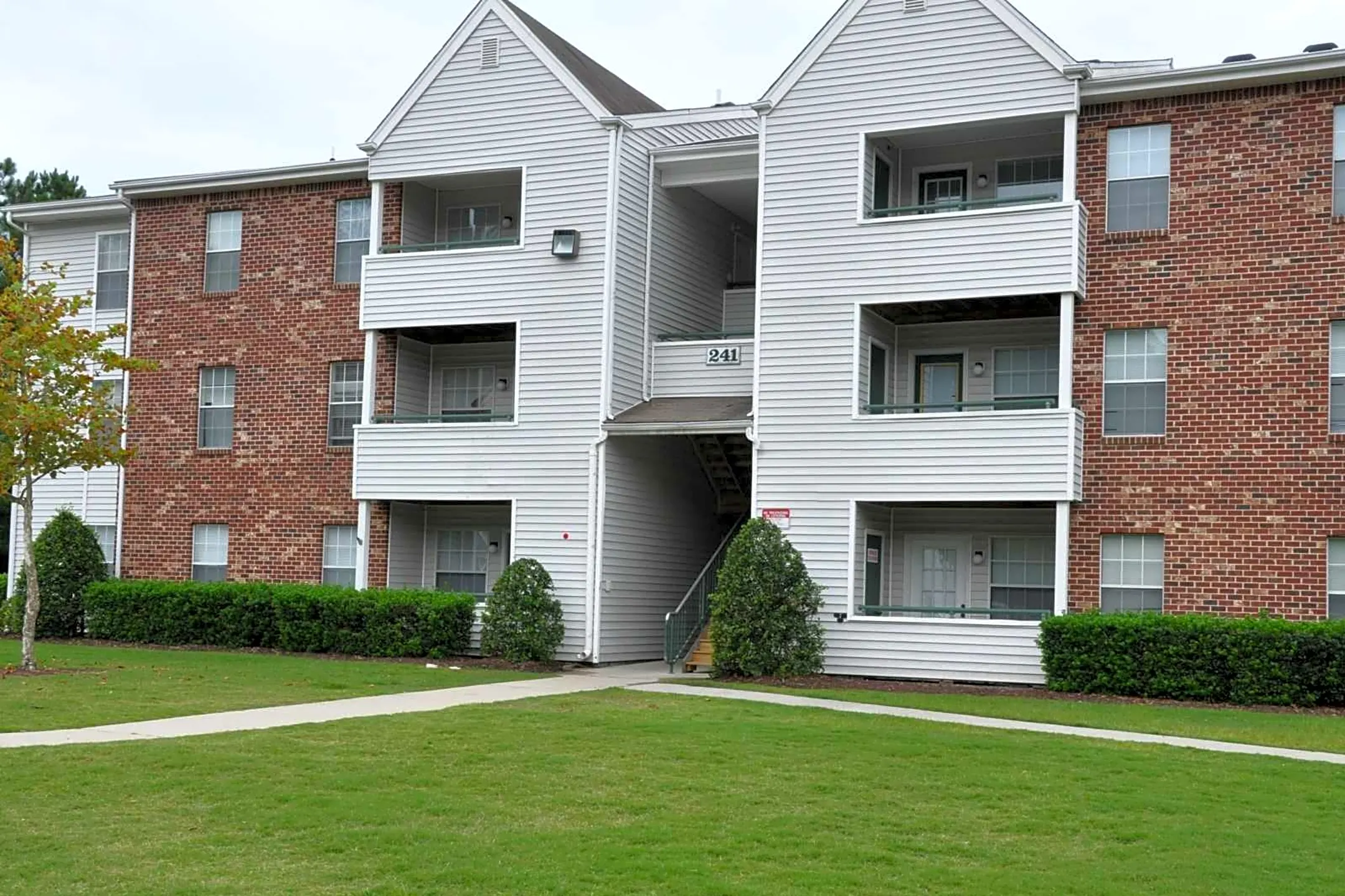 Mill Creek - 201 Mill Creek Pkwy | Chesapeake, VA Apartments for Rent ...