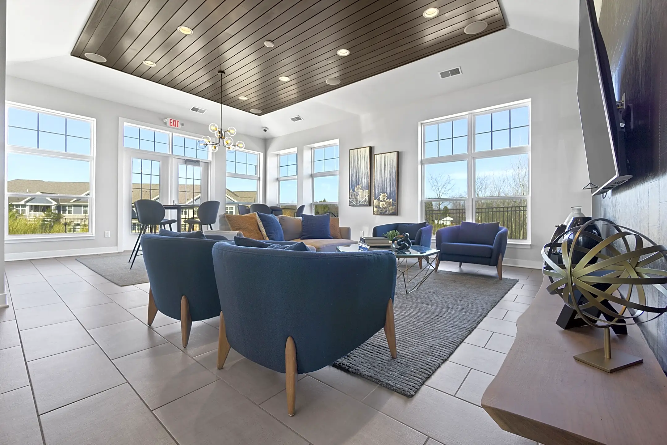 Drexel Ridge Apartments Oak Creek, WI 53154