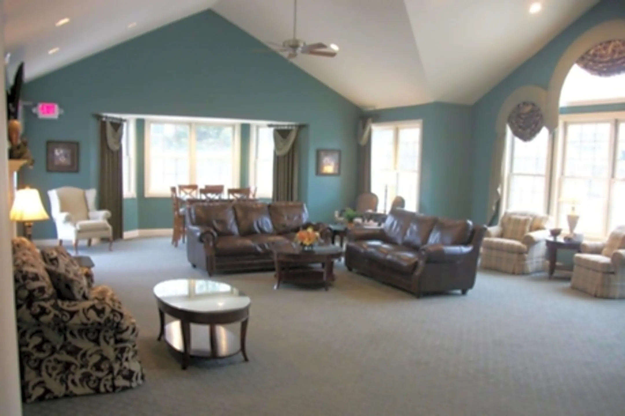 Brookwood Farms Apartments - South Lyon, MI