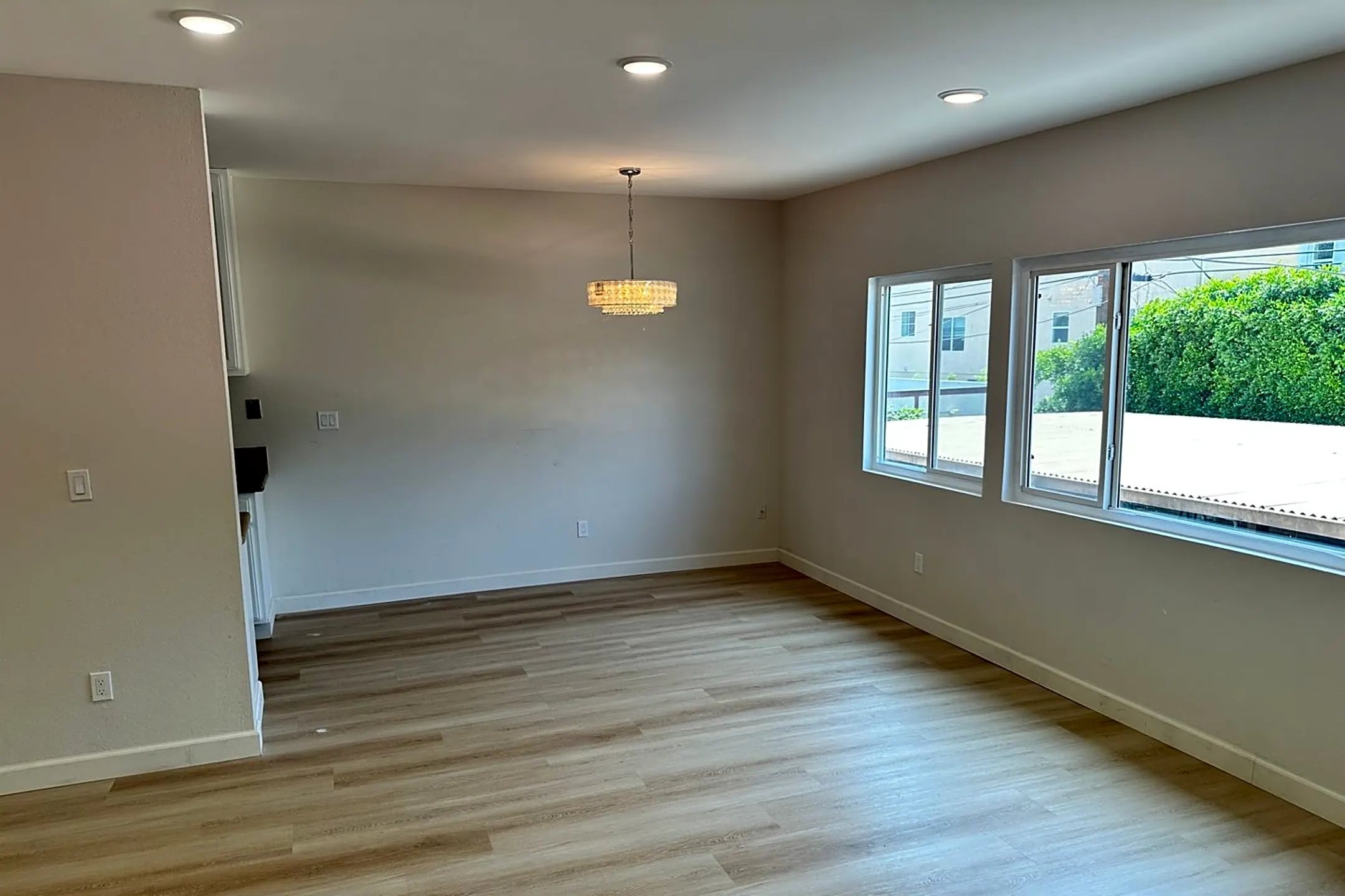 5435 Bellingham Ave - 5435 Bellingham Ave unit 204 | Los Angeles, CA ...