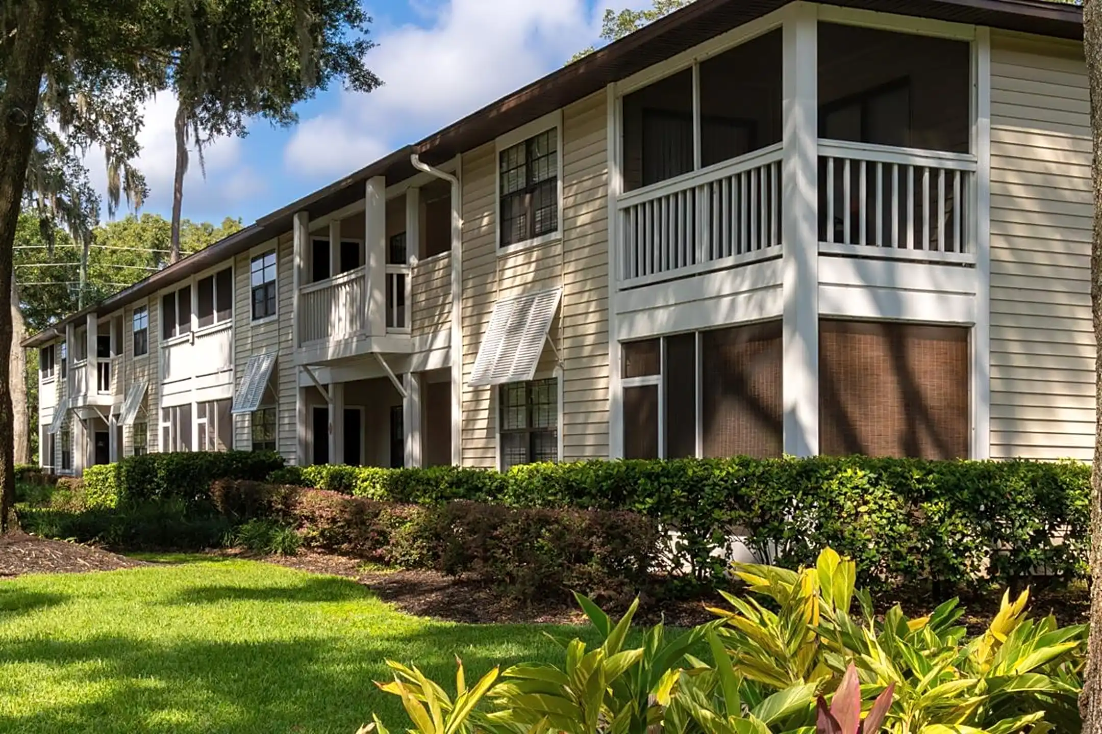 Carrington Lane 3001 SE Lake Weir Ave Ocala, FL Apartments for Rent