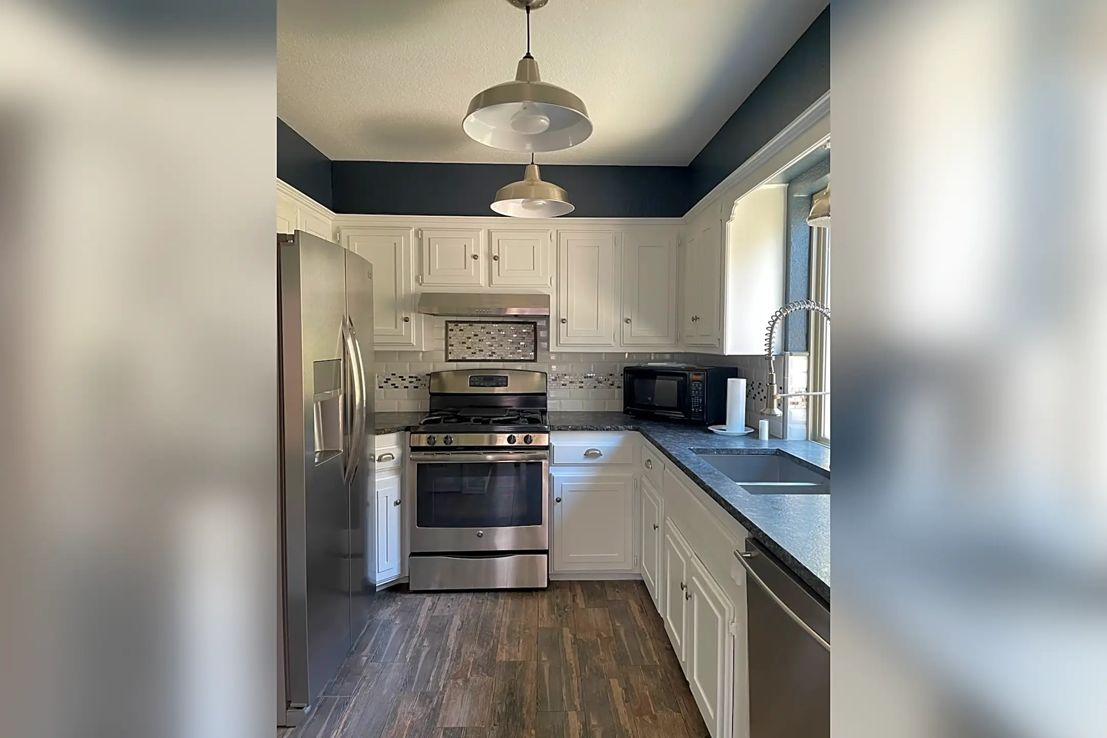 Kitchen - 10511 White Oak Canyon Rd - Oklahoma City, OK