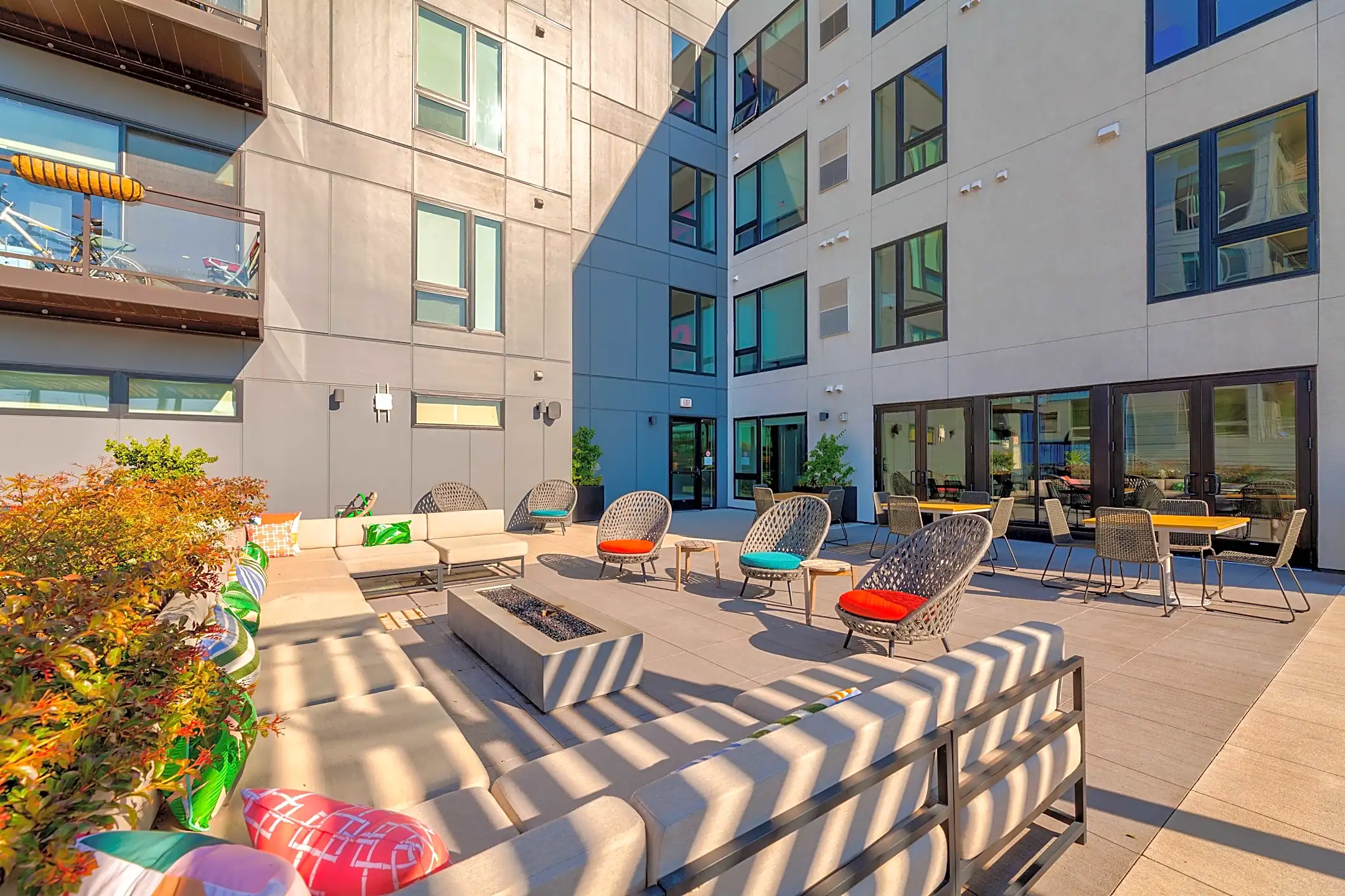 Revel Apartments Minneapolis, MN 55408