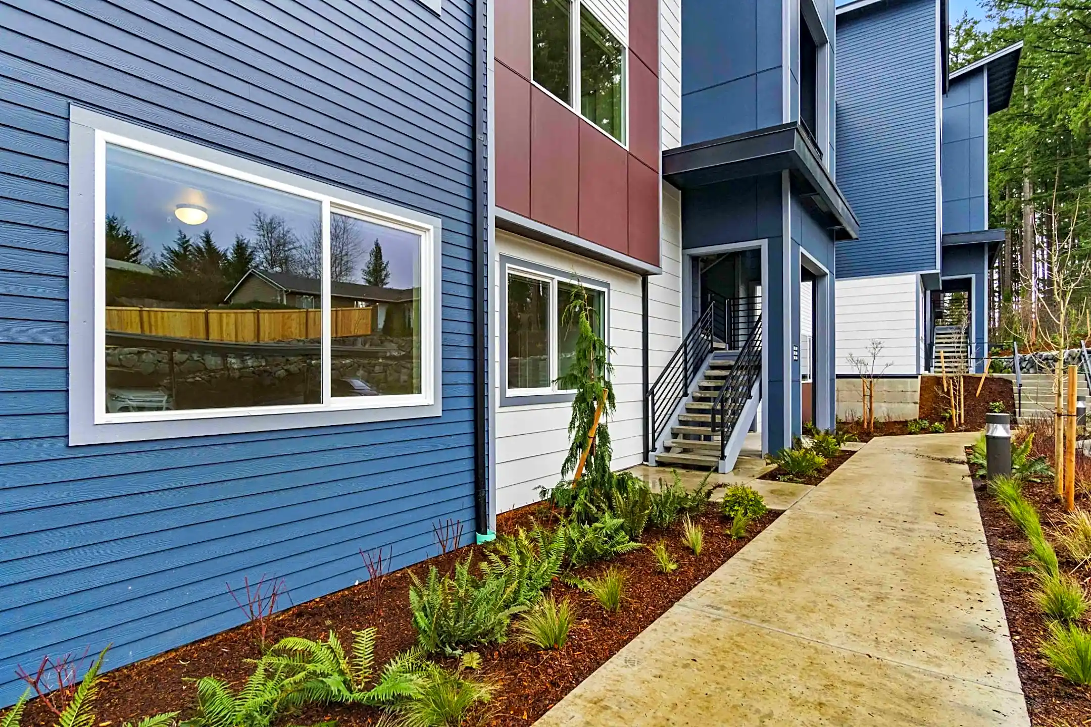 NorthWest Terrace Apartments 8609 Locust Avenue East Bonney Lake