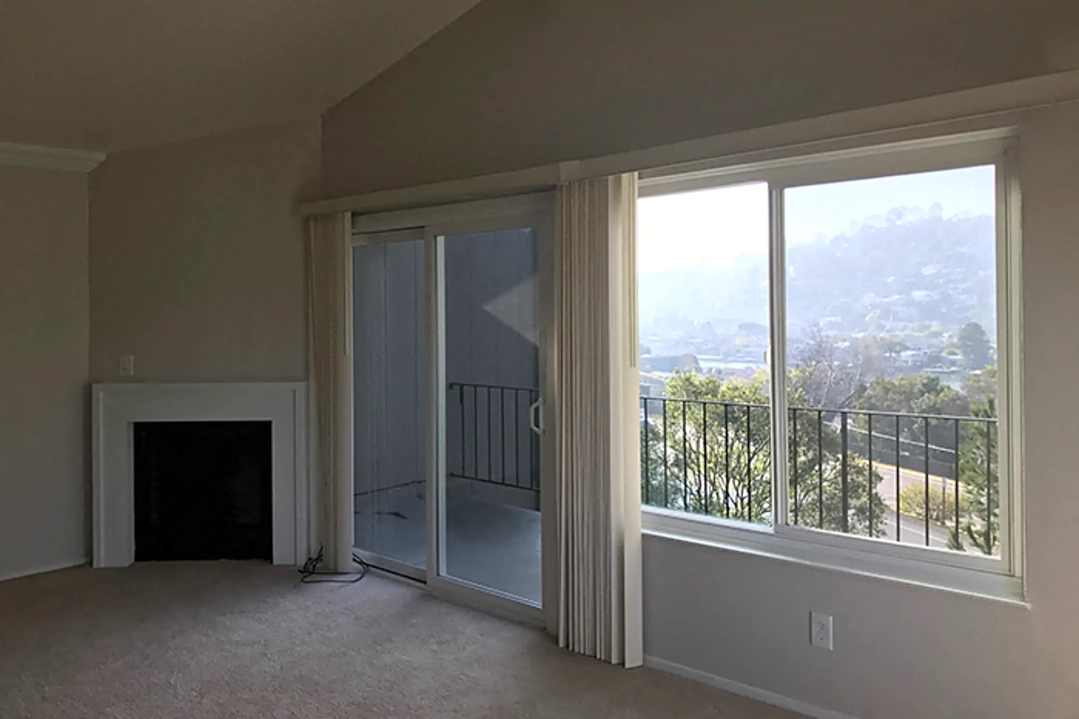 Lyford Apartments 4 Lyford Dr Belvedere Tiburon, CA Apartments for