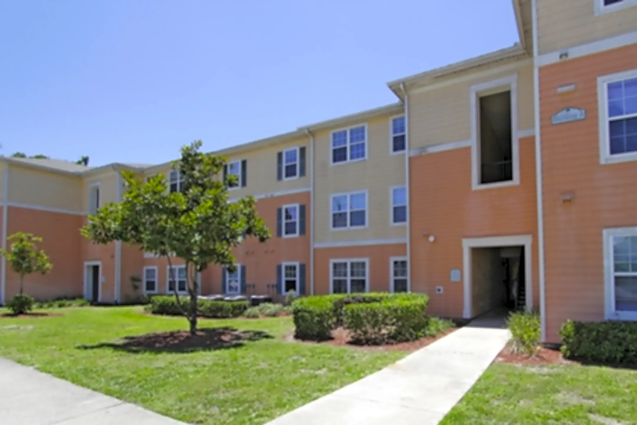 Summerlin Oaks Apartments 980 E Church St Bartow, FL Apartments for