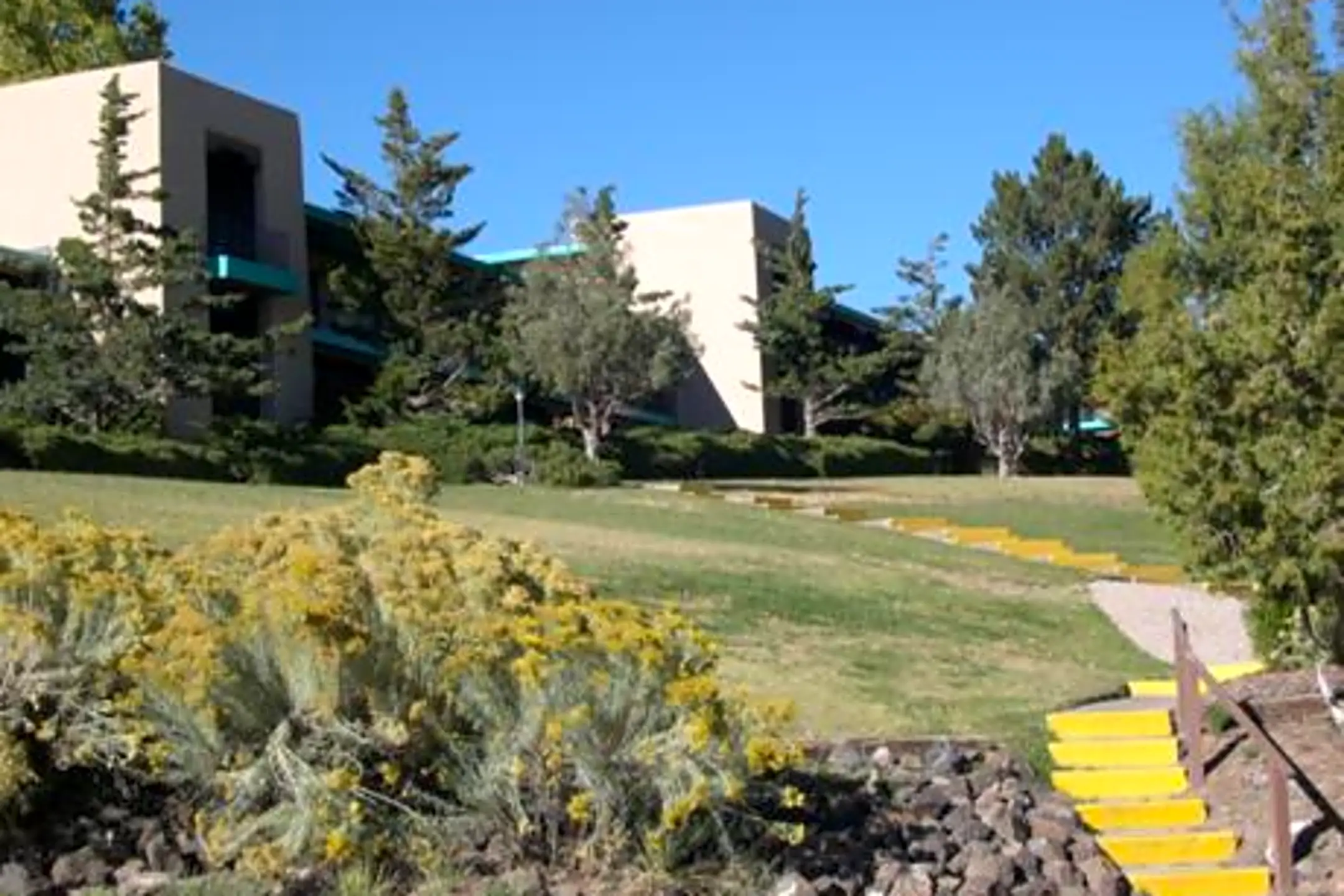 La Casa Loma Apartments Santa Fe, NM 87501