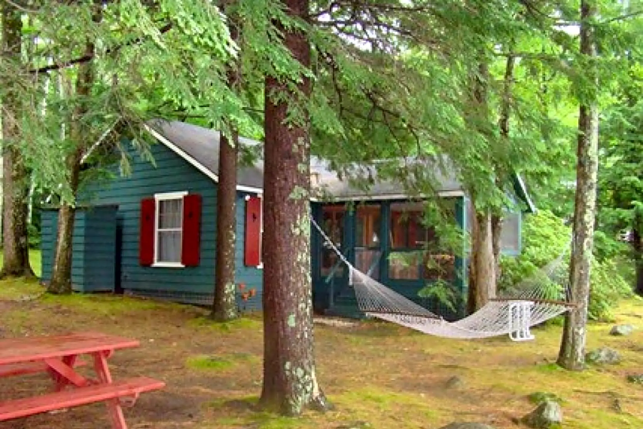 378 NH113 Houses Holderness, NH 03245