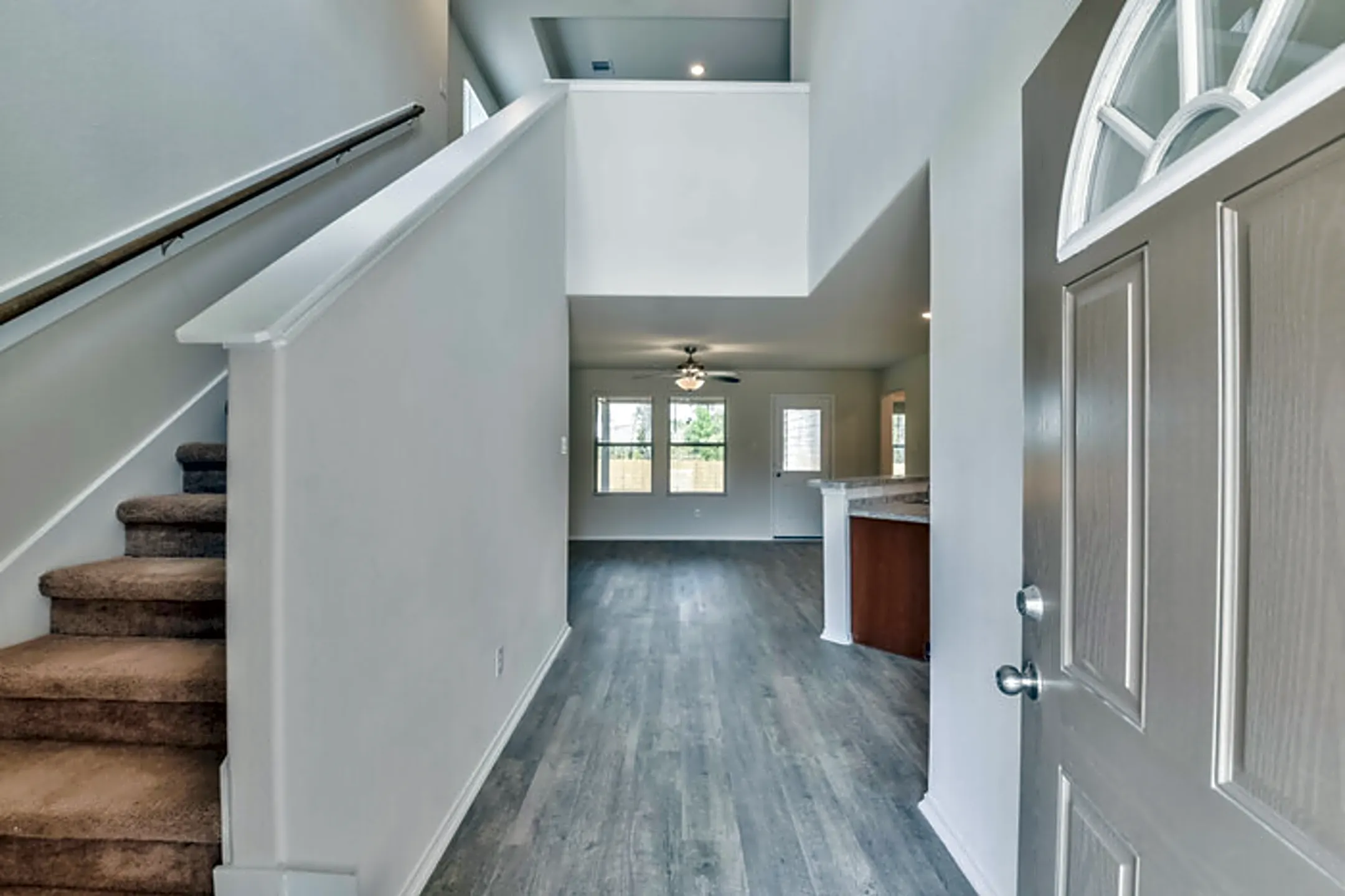 Building - 9266 Laiden Crk Trl - Conroe, TX