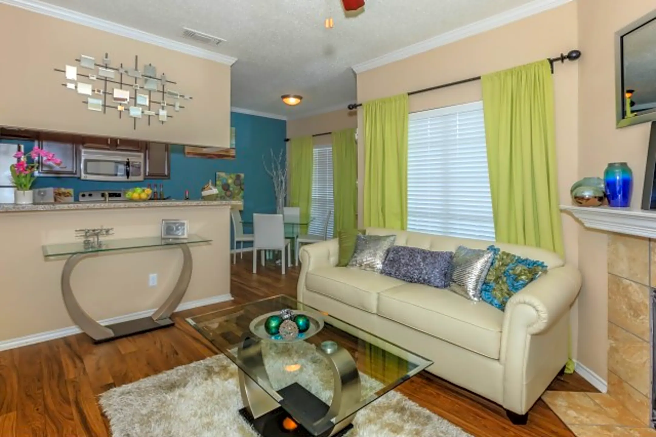 Huntington Meadows 2311 Stratton Ln Arlington, TX Apartments for