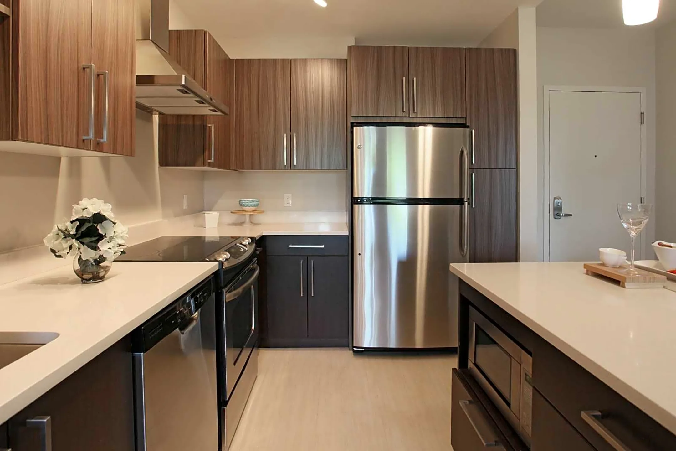 Kitchen - MarketStreet Apartments - Lynnfield, MA