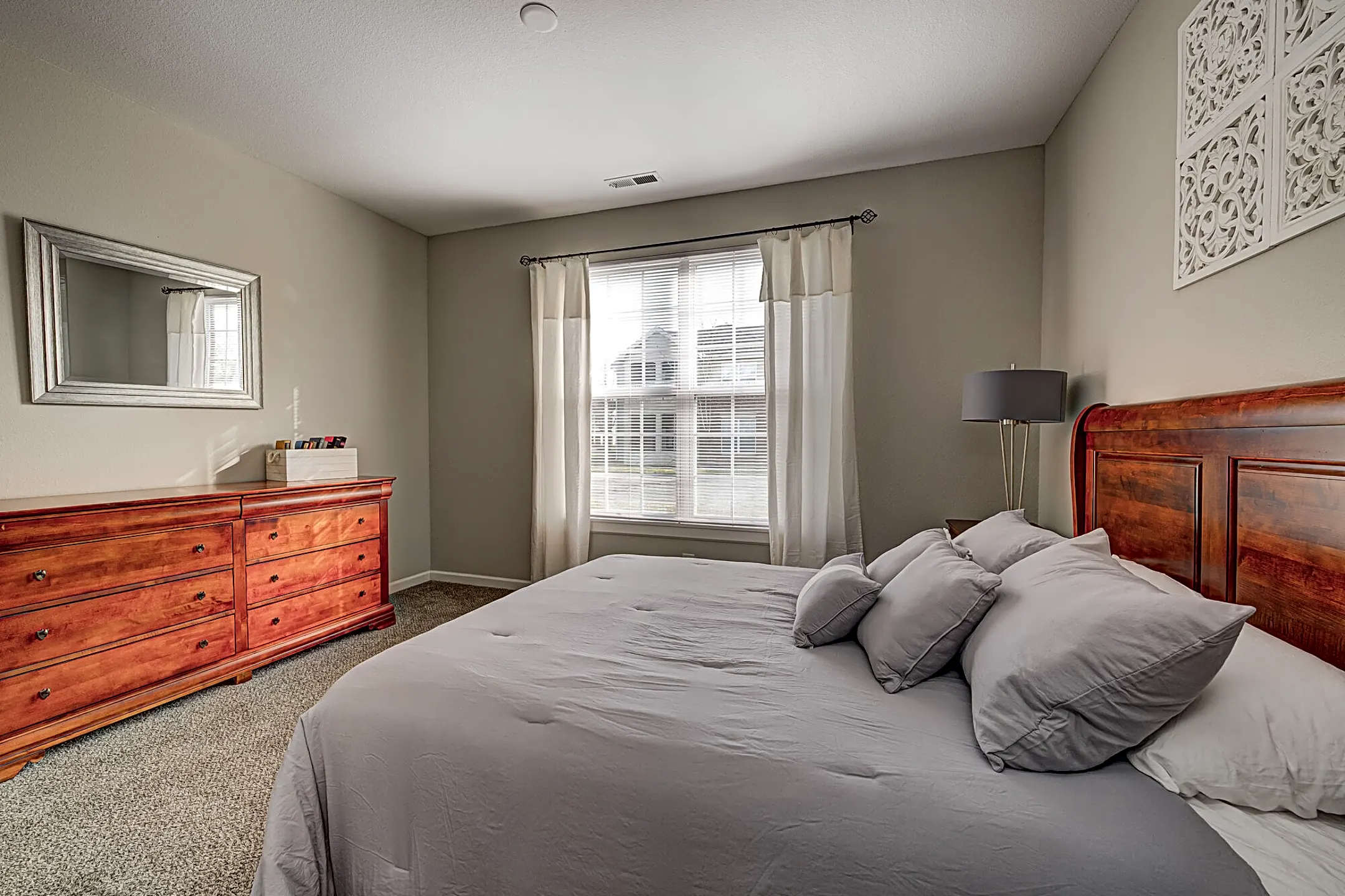 Linden Square Village Indianapolis, IN 46234