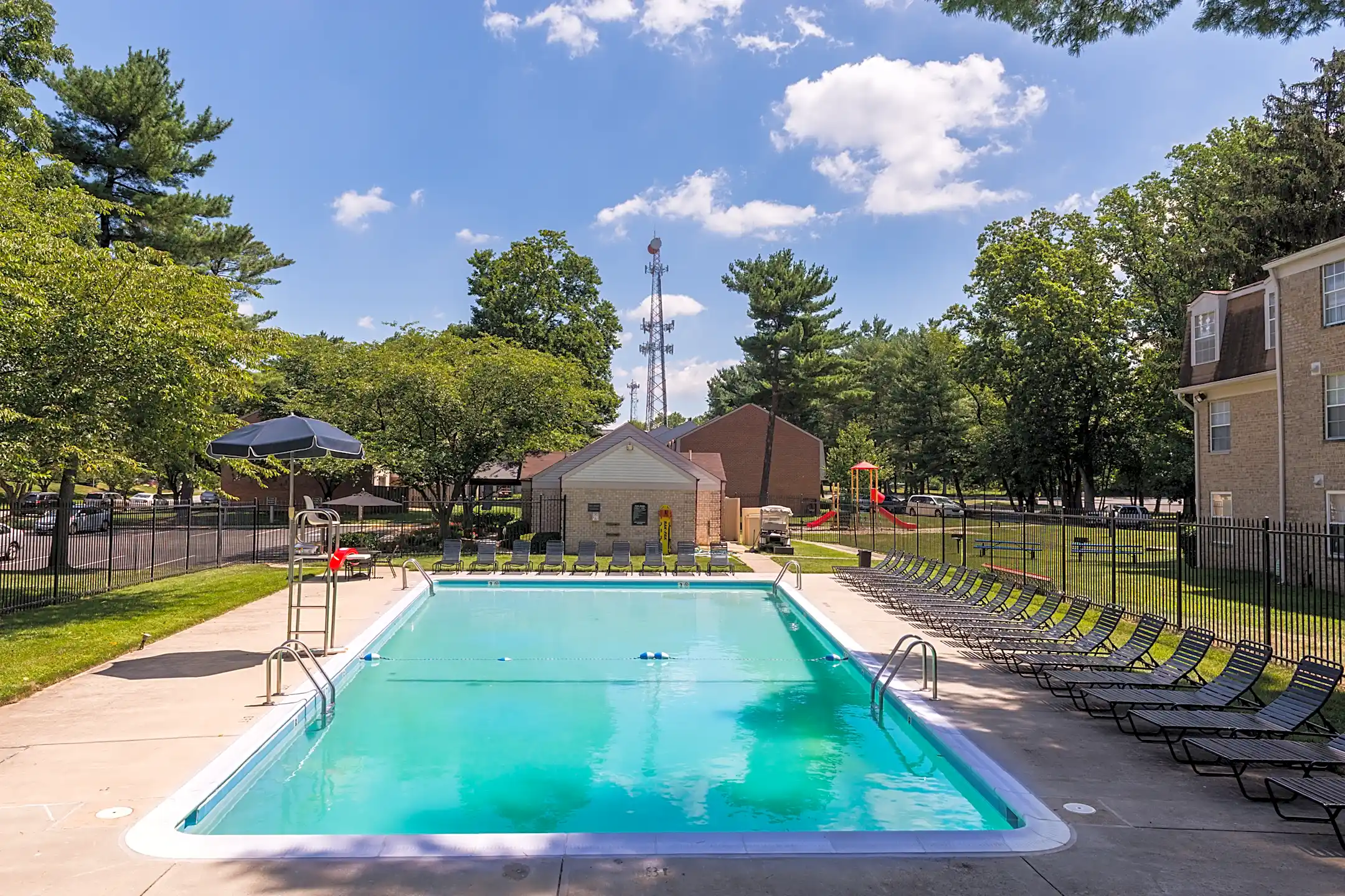 Scarborough Square 438 College Pkwy Rockville, MD Apartments for