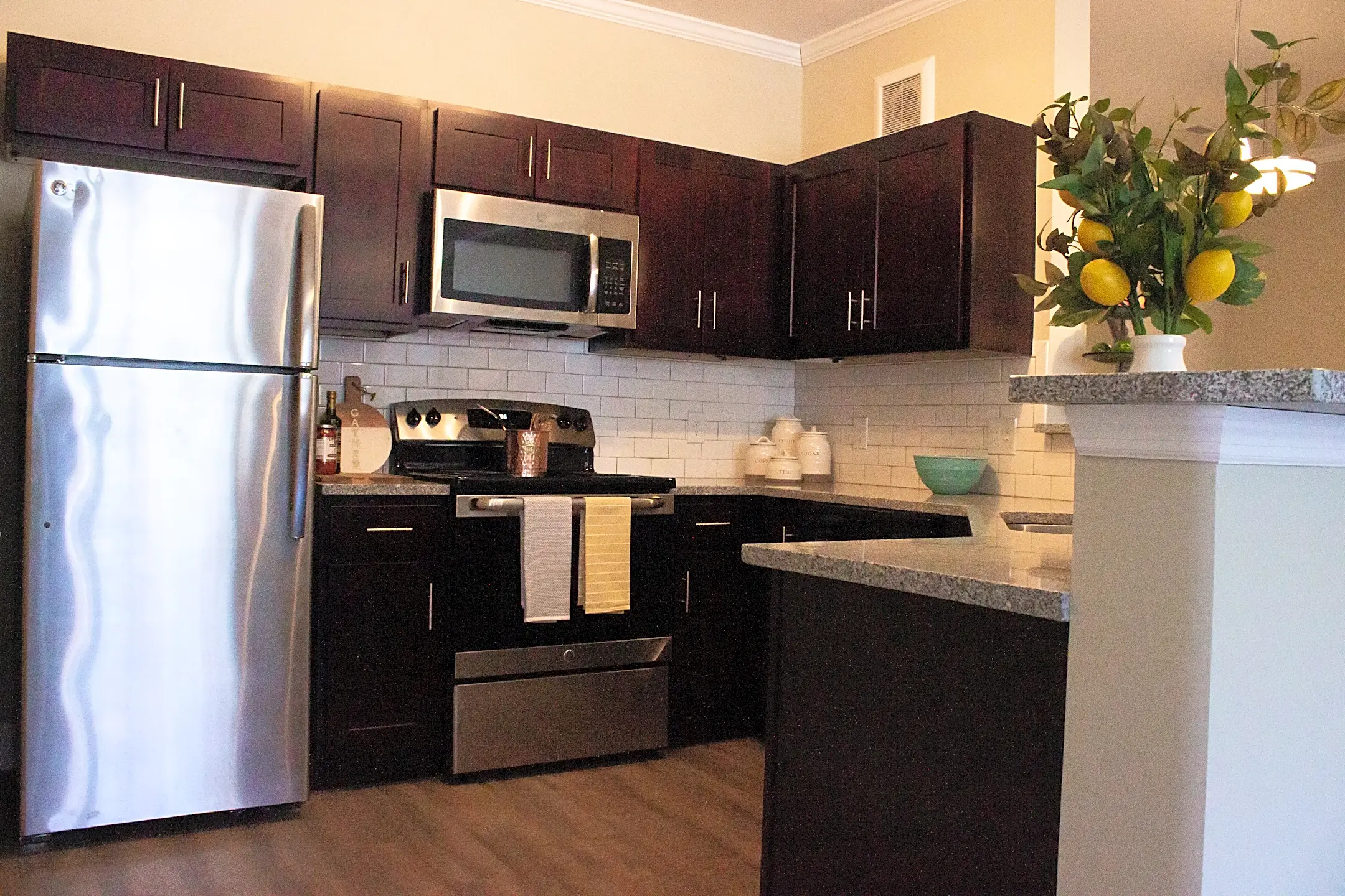 Warrick Trail Apartments Newburgh, IN 47630