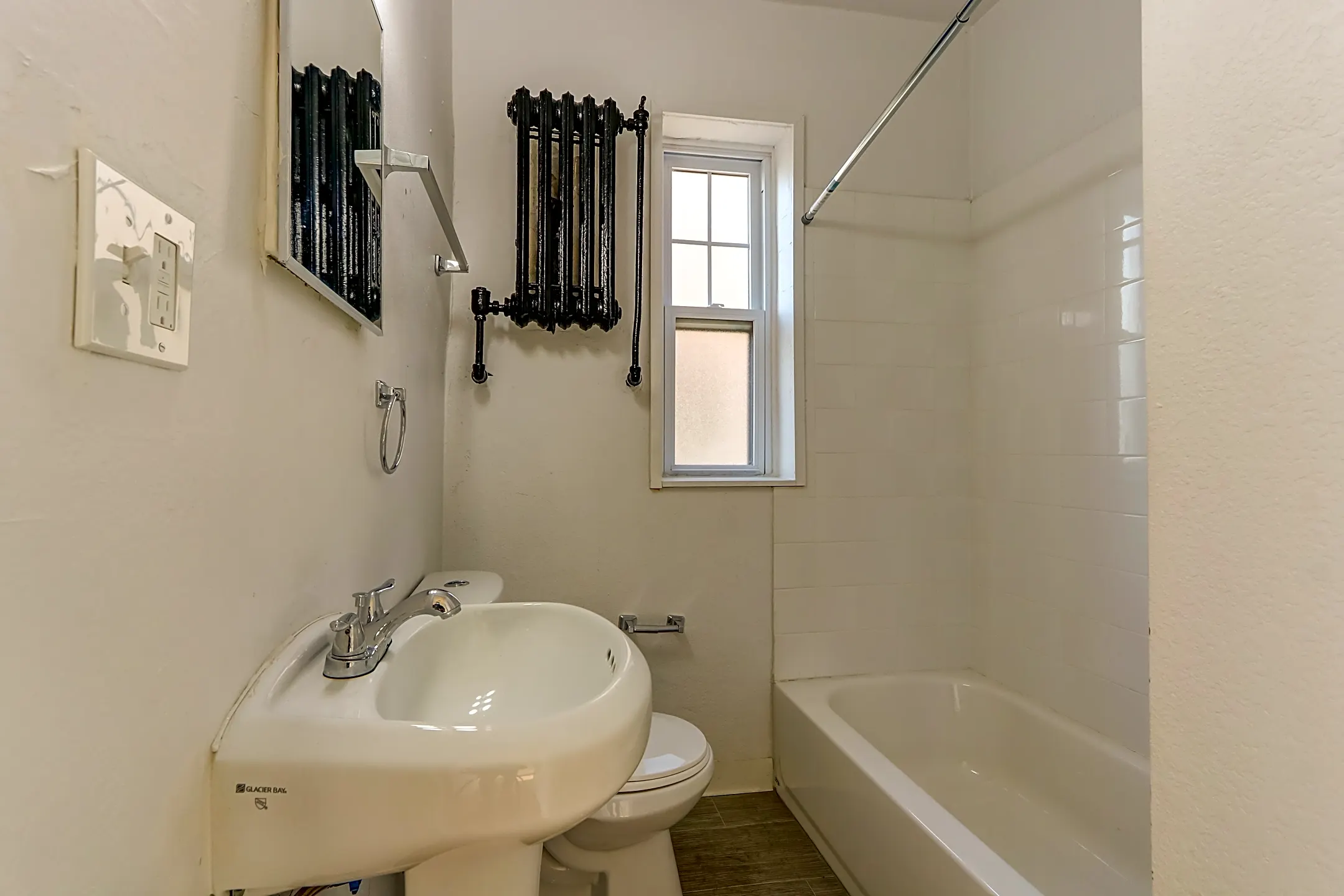 Manning Manor 2258 W Grand Blvd Detroit, MI Apartments for Rent Rent.