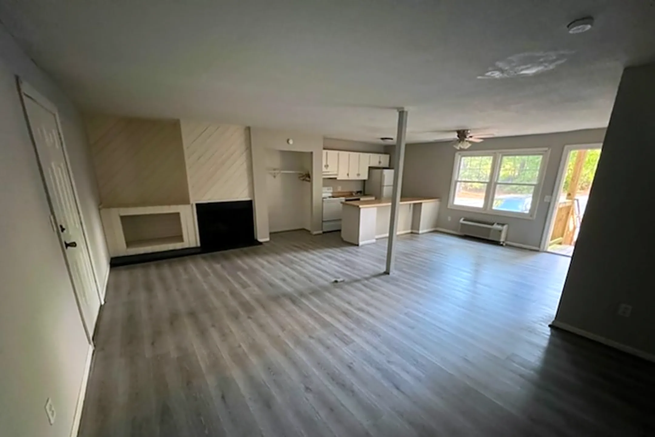 1409 Fernwood Glendale Rd Apartments Spartanburg, SC 29307