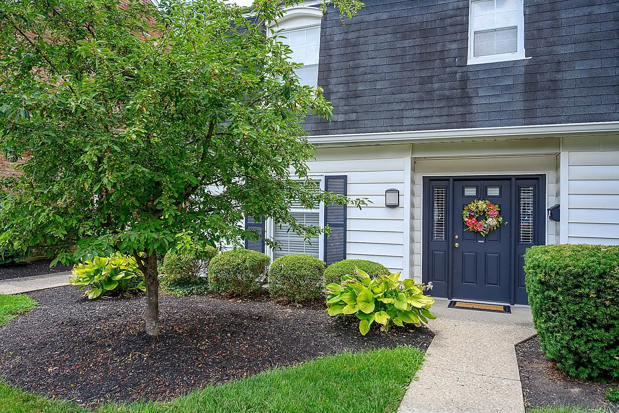 Olde Towne in Kenwood 6915 Lynnfield Ct Cincinnati, OH Apartments