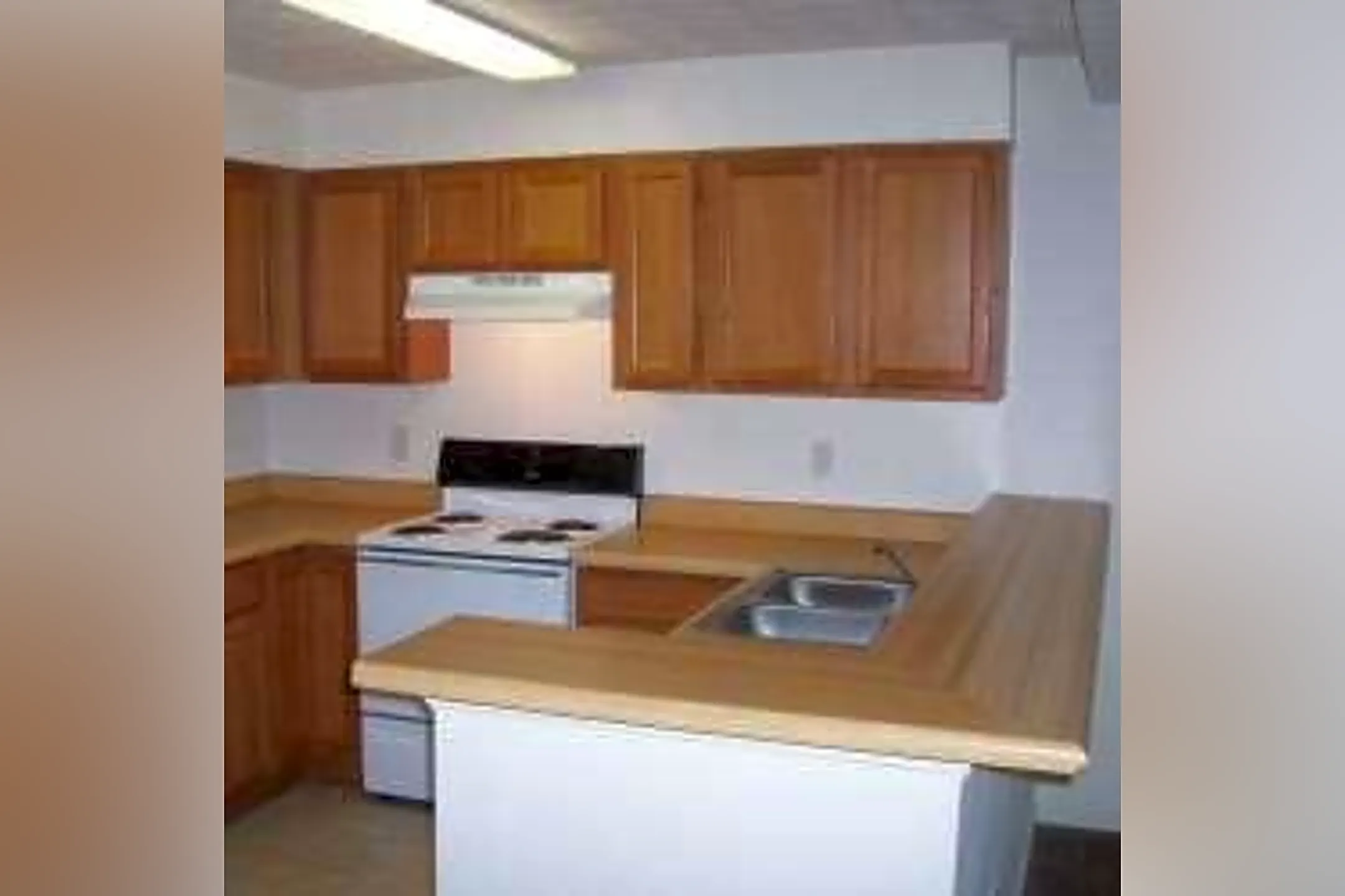 Oak Creek Apartments 280 Northern Ave Avondale Estates, GA