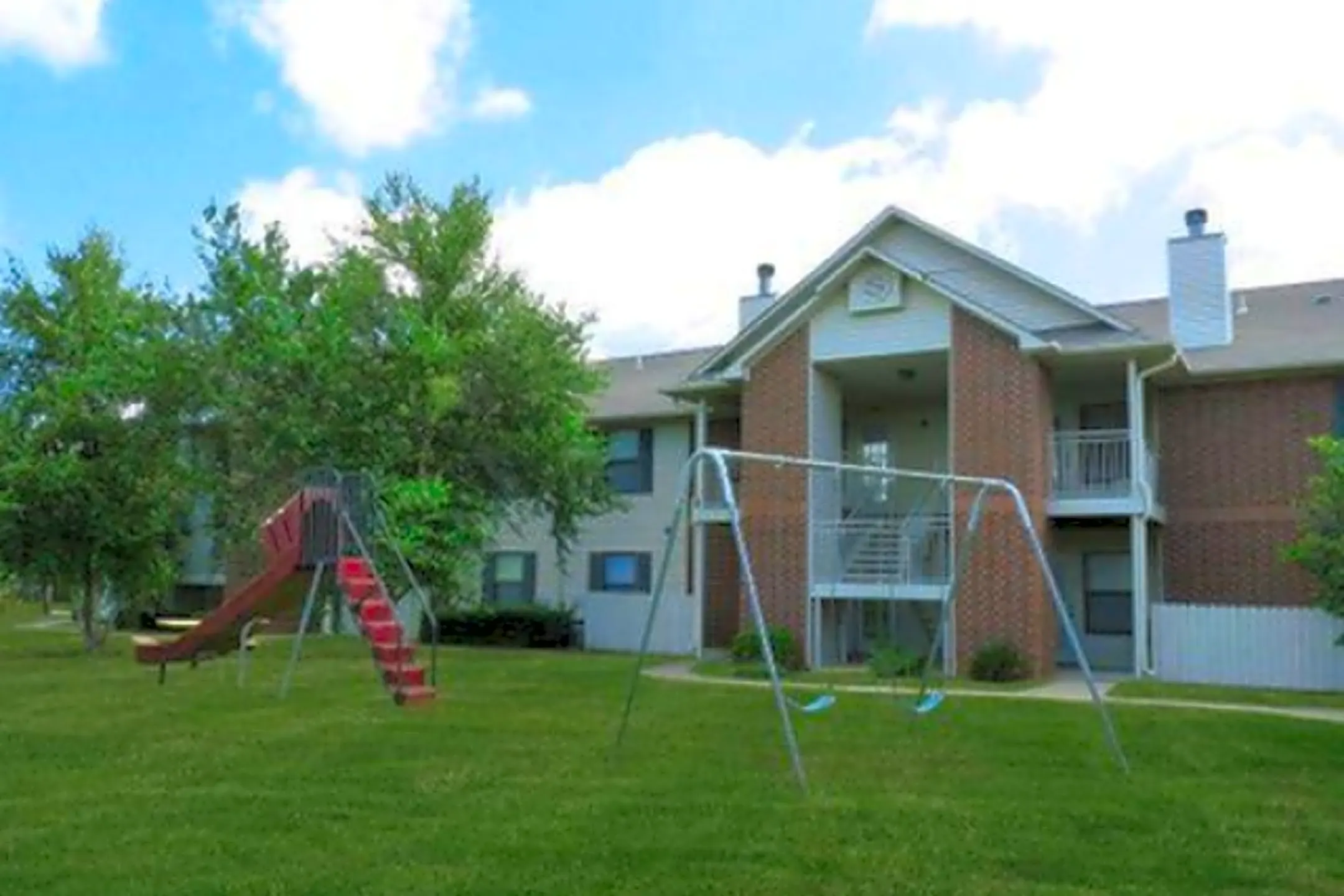 Chapel Ridge of Shawnee Apartments Shawnee, OK 74804