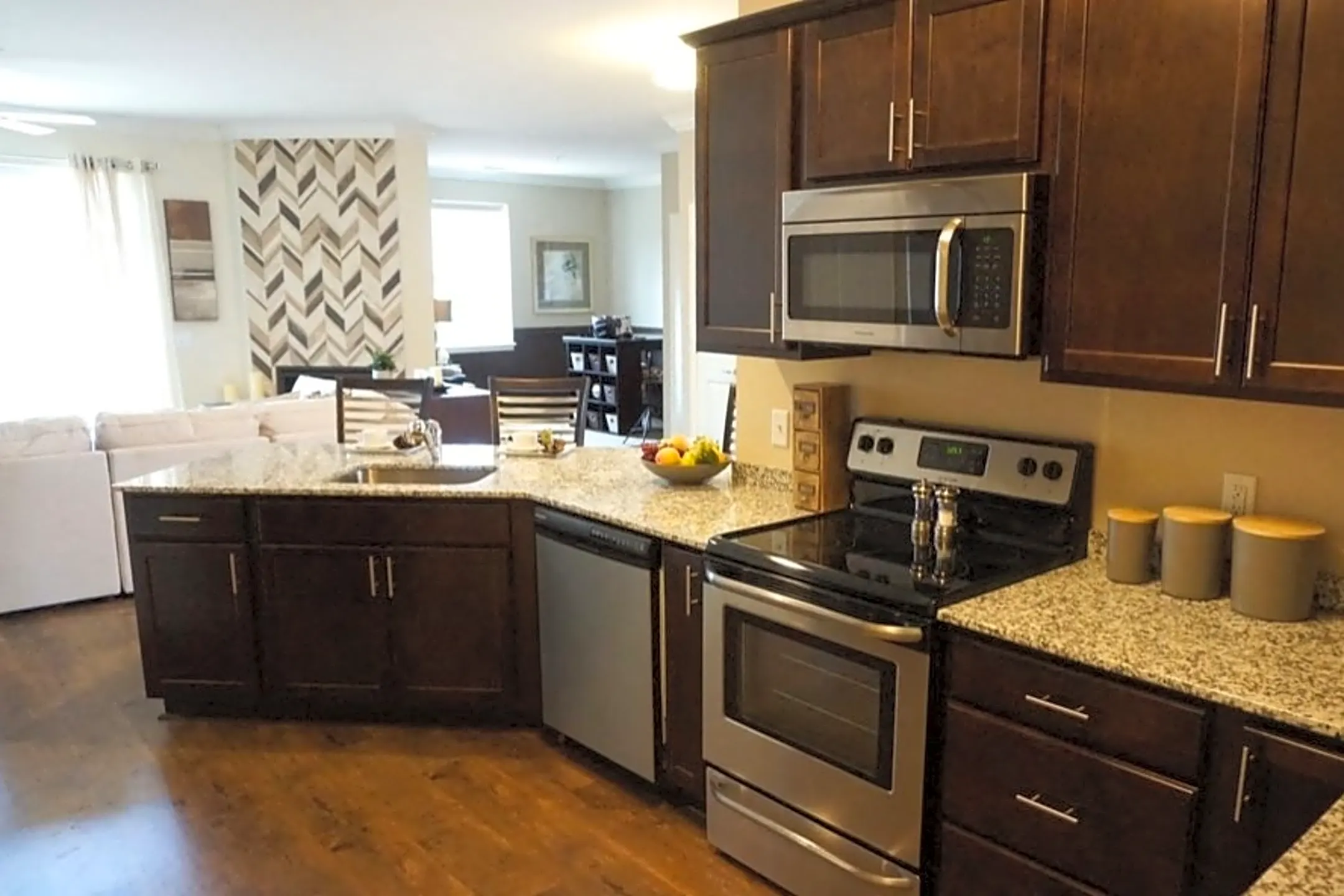 Parkside Village 1 Winslowe Drive Albany, NY Apartments for Rent