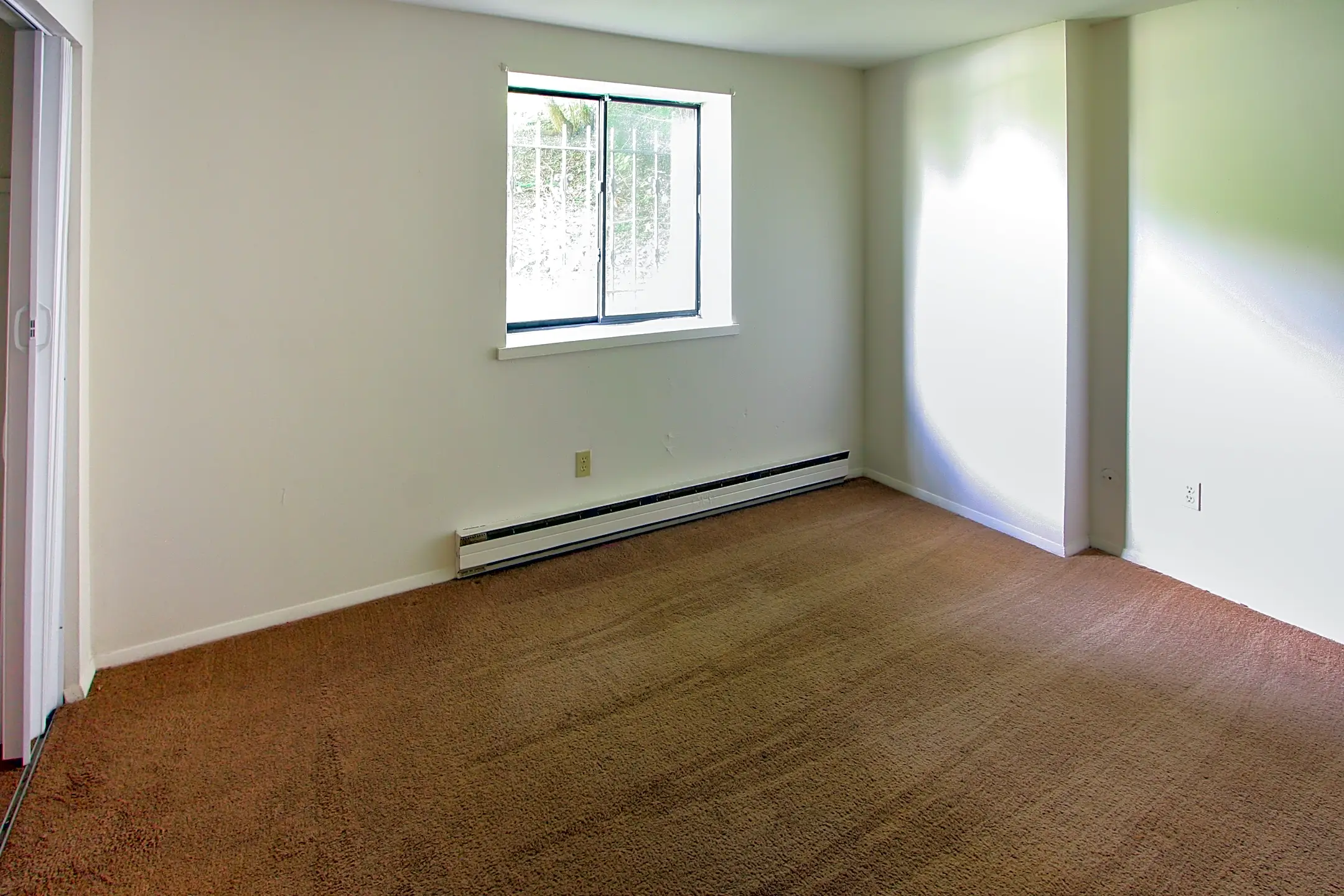 Arbor Heights Apartments Syracuse, NY 13224