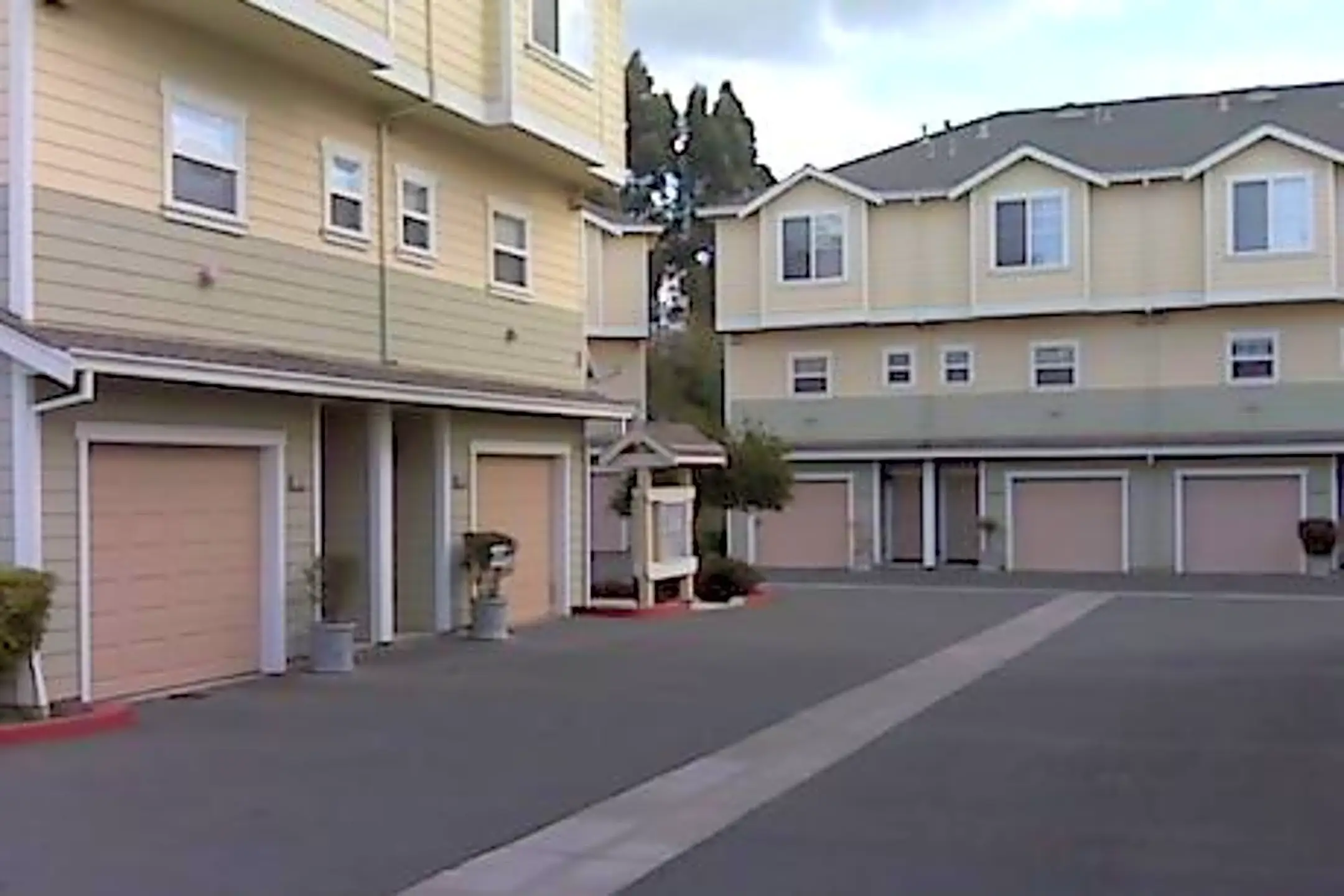Westbridge Townhomes 5103 Mozart Dr El Sobrante, CA Townhomes for