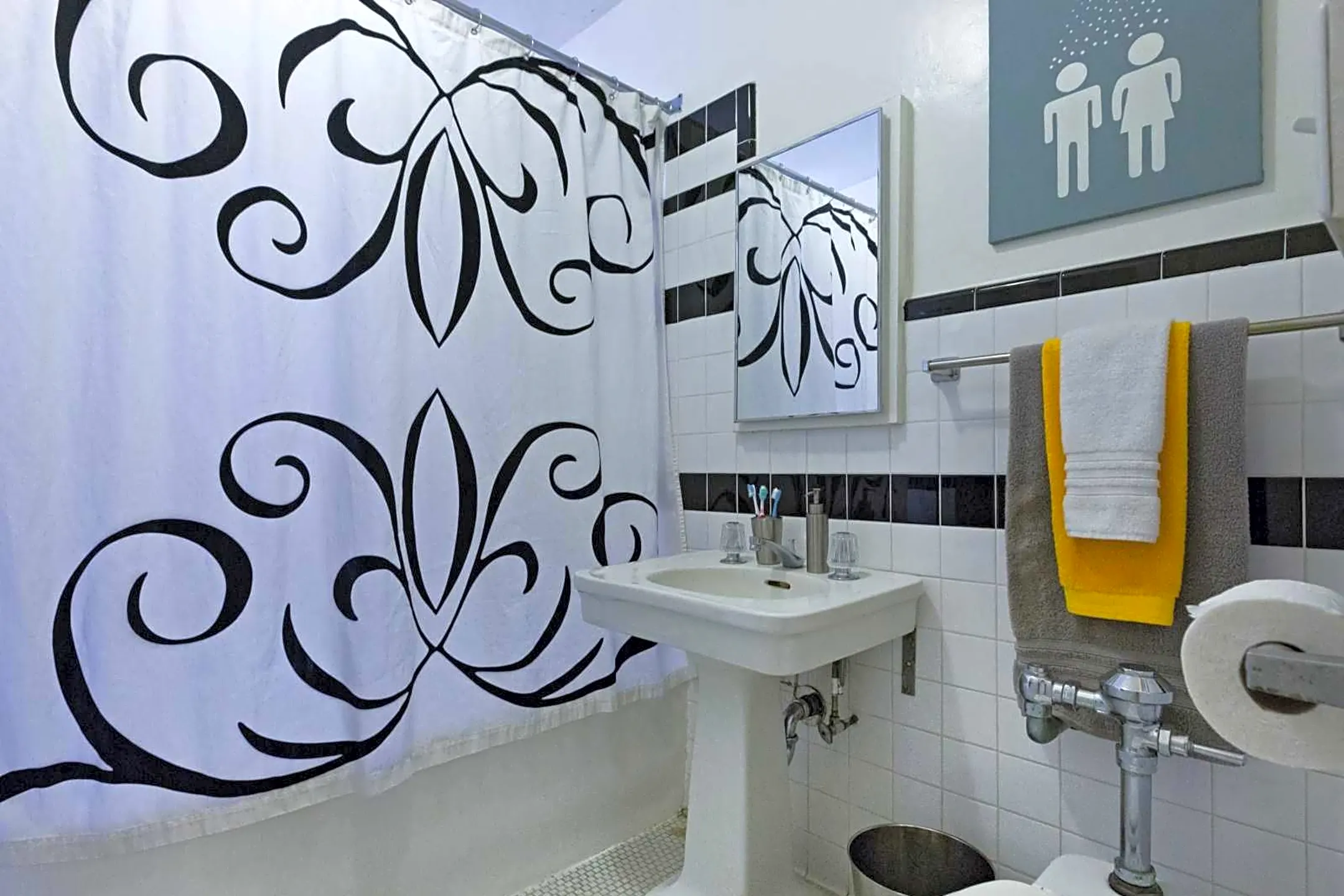 Bathroom - The Langham Apartments - Los Angeles, CA