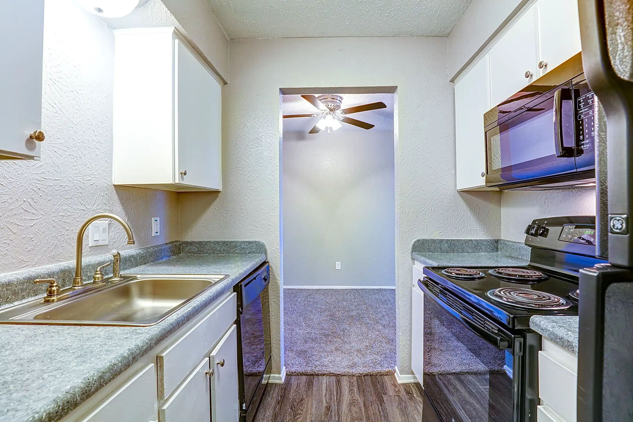 Parkview Apartments 1451 Colquitt Rd Terrell, TX Apartments for