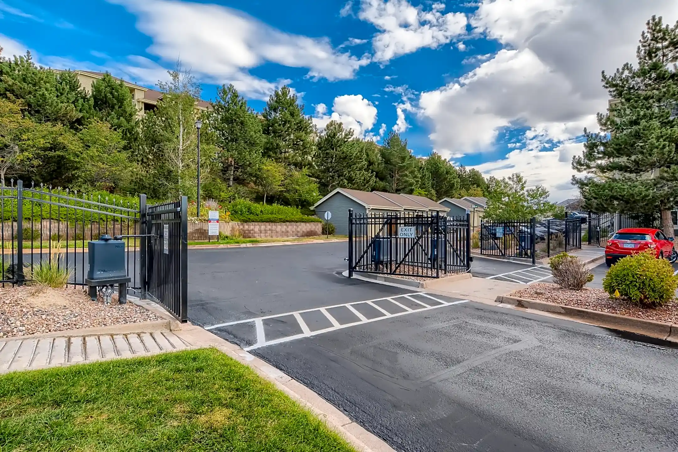 Ridgepointe at Gleneagle 13631 Shepherd Heights Colorado Springs