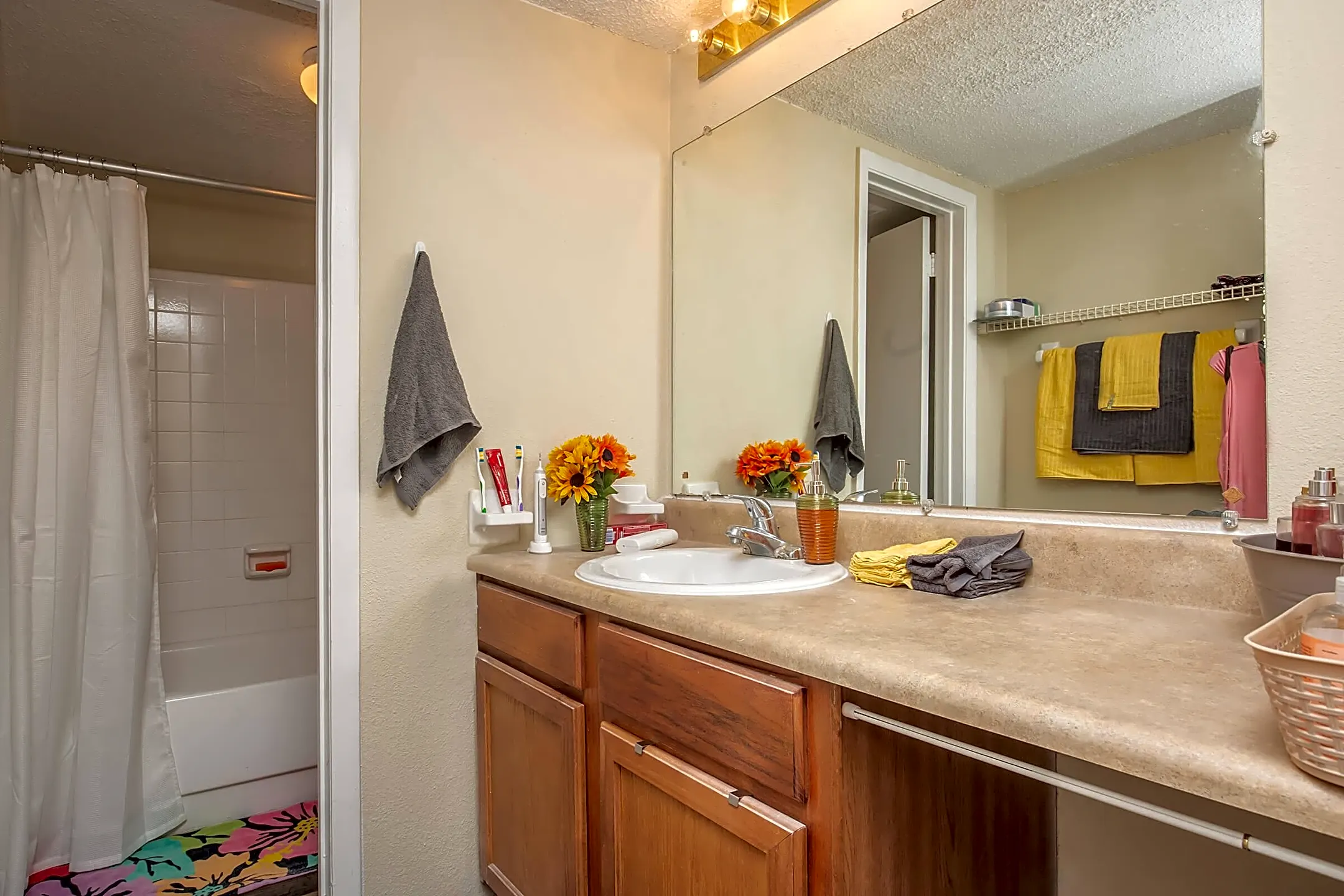 Riverview Apartments 301 Caravan Cir Jacksonville, FL Apartments