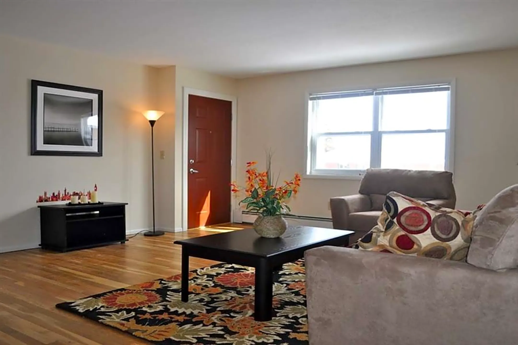 Laurel Ridge Apartments - Northampton, MA