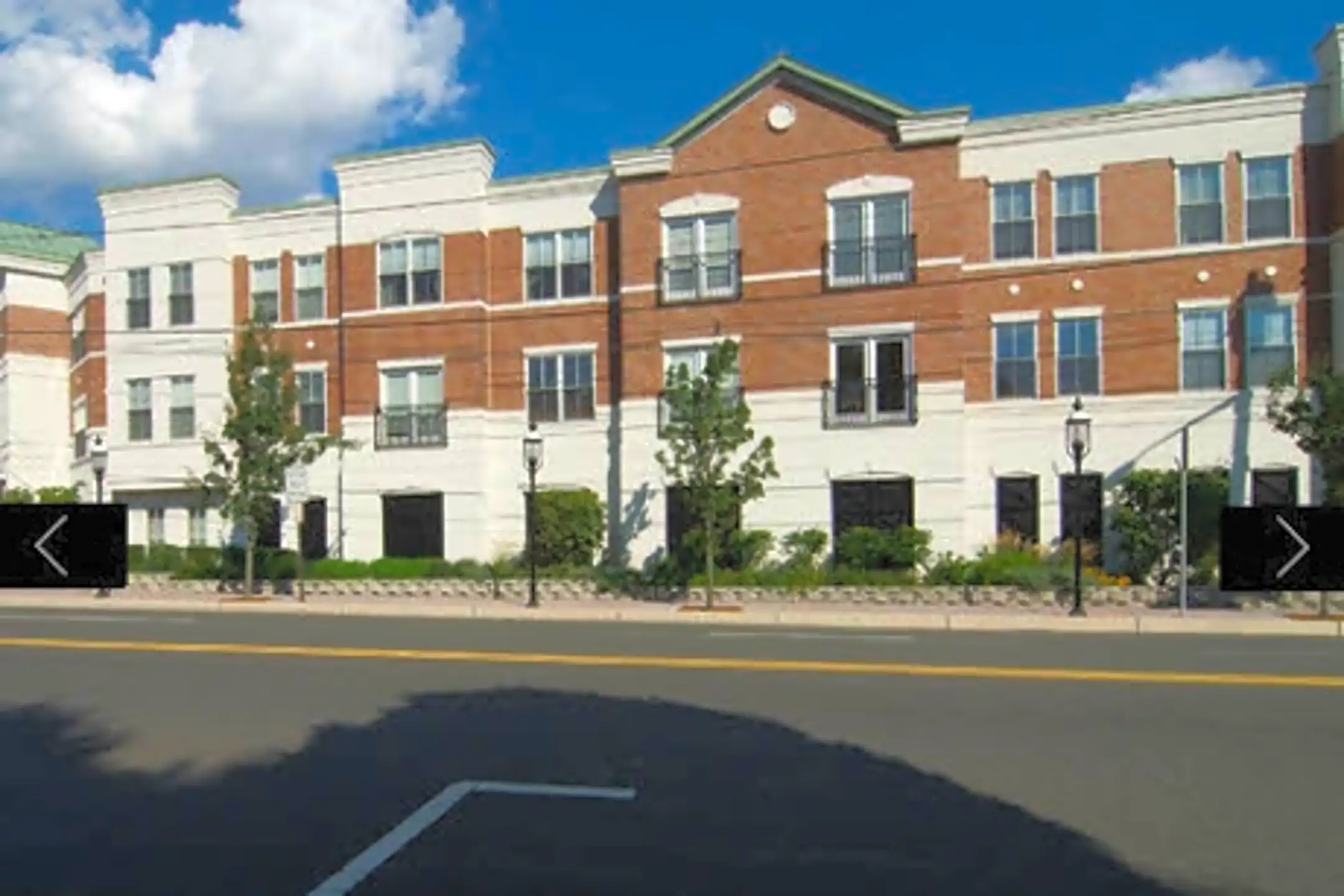 Station Place Apartments Park Ridge, NJ 07656