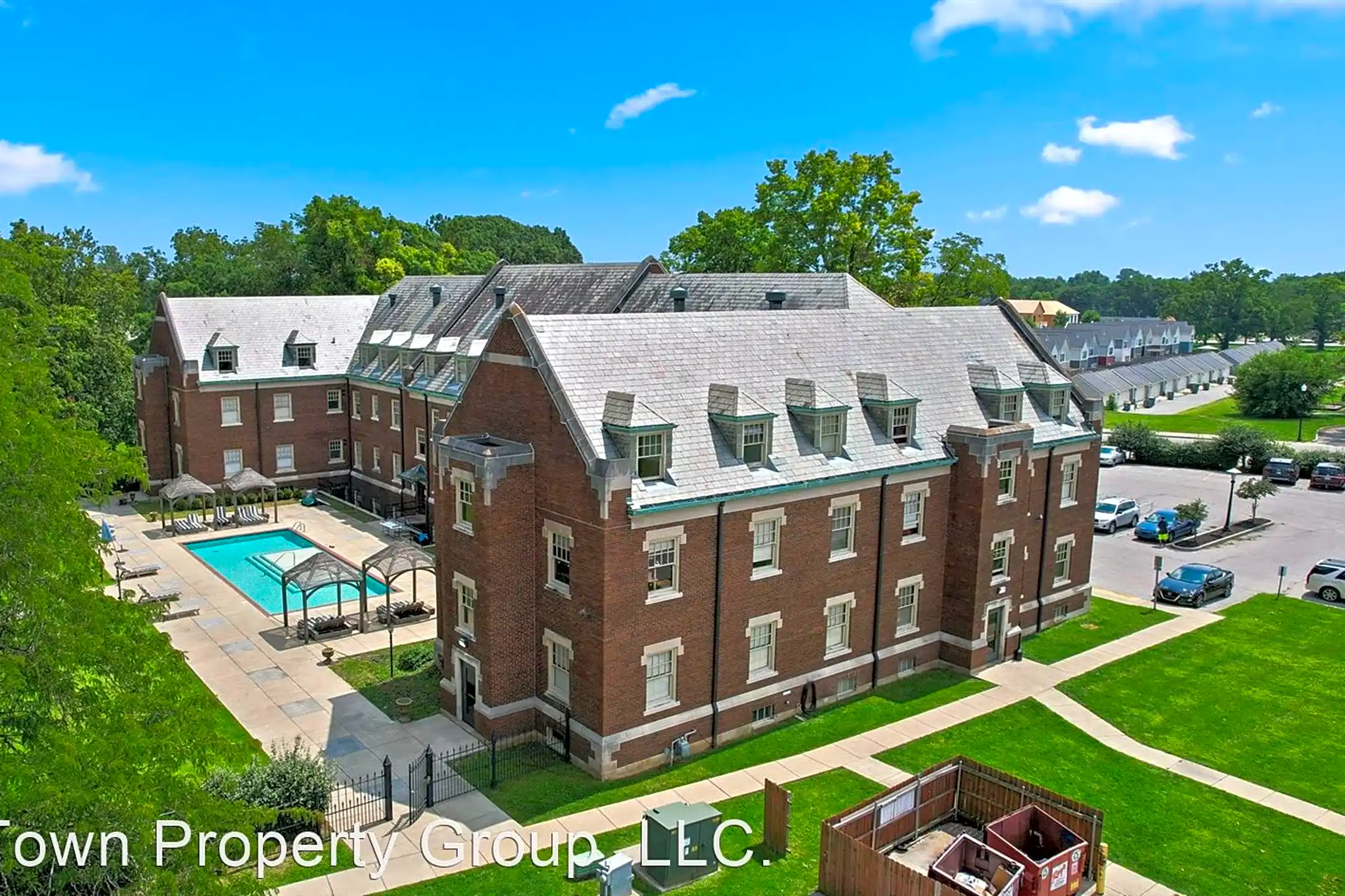 Central State Mansion 202 Steeples Blvd Indianapolis, IN Apartments