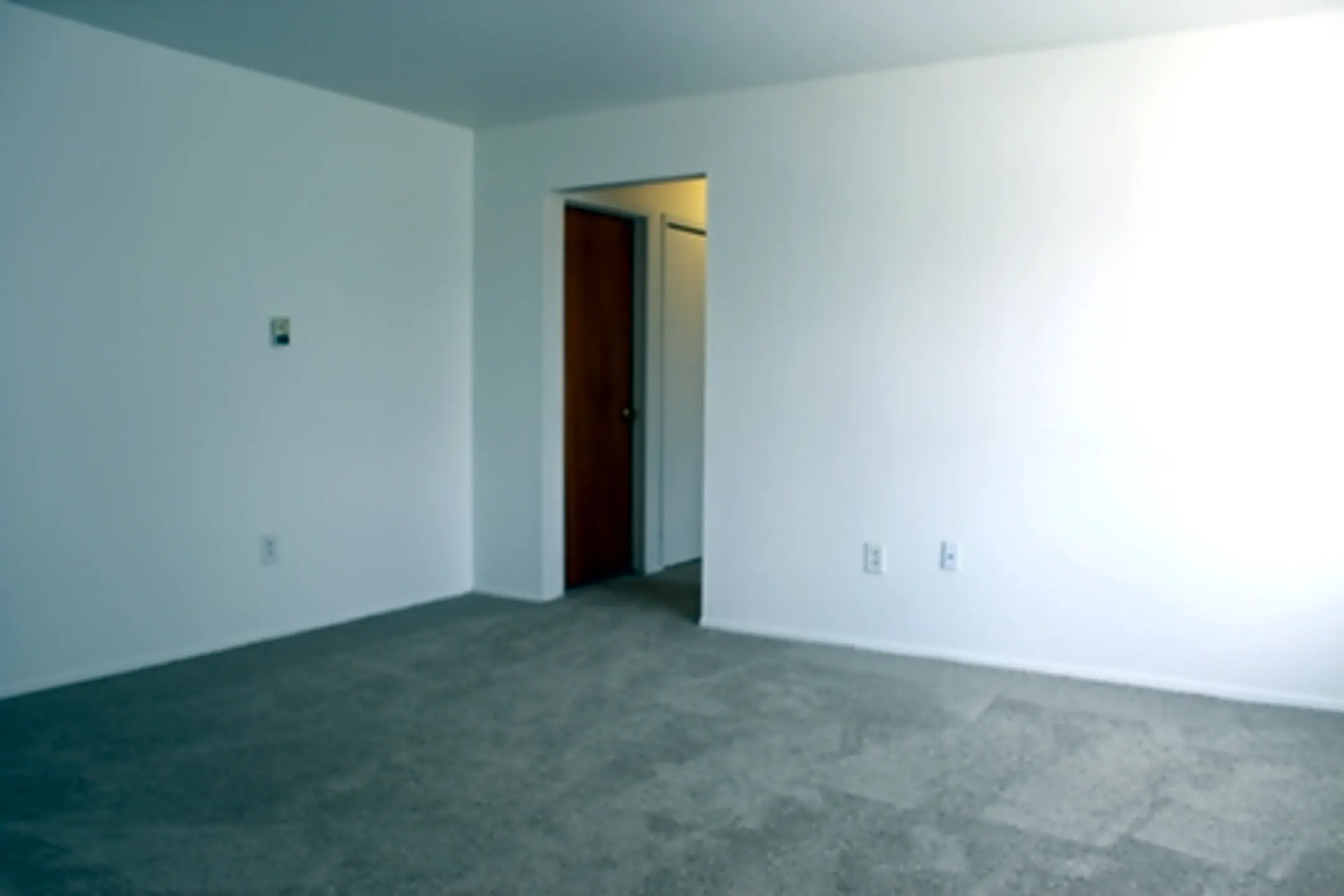 Tuscan Shores Apartments Roseville, MI 48066