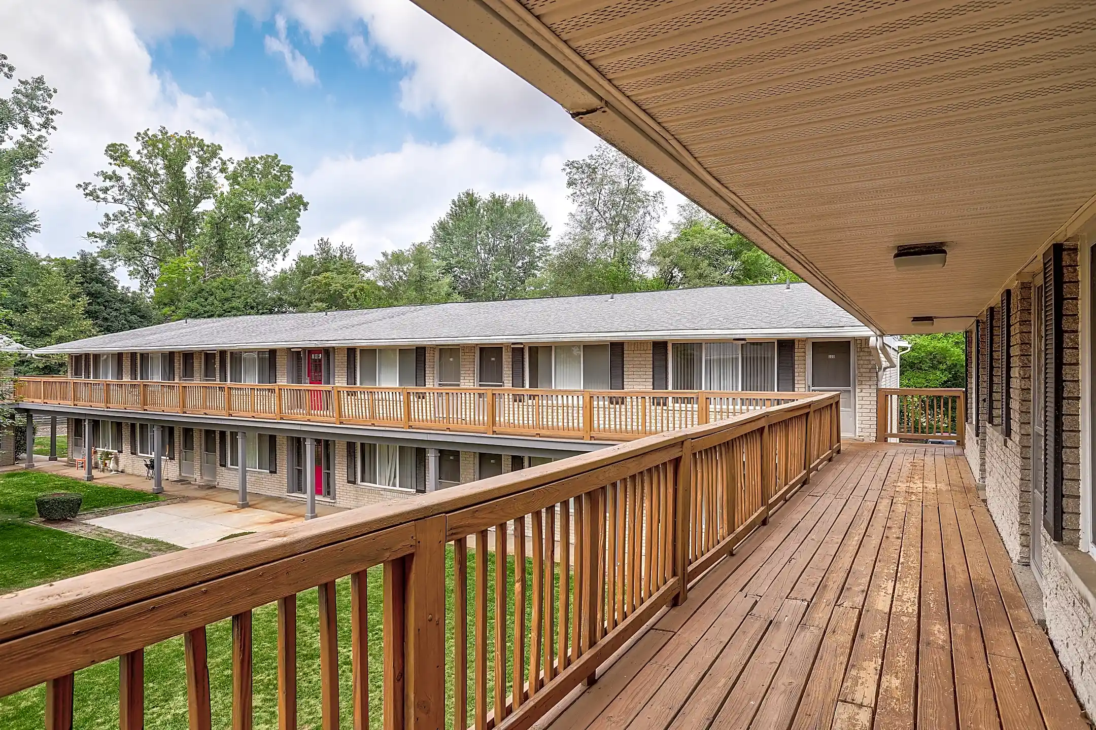 Holly Ridge Apartments Holly, MI 48442