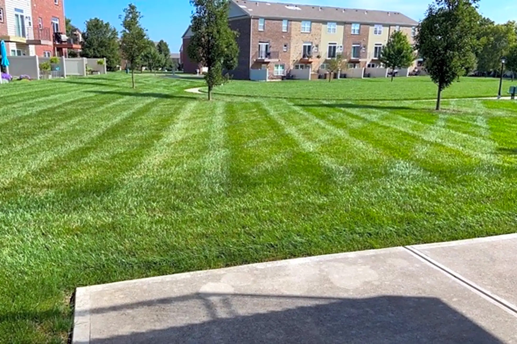 Building - 9582 Tahoe Dr - Dayton, OH