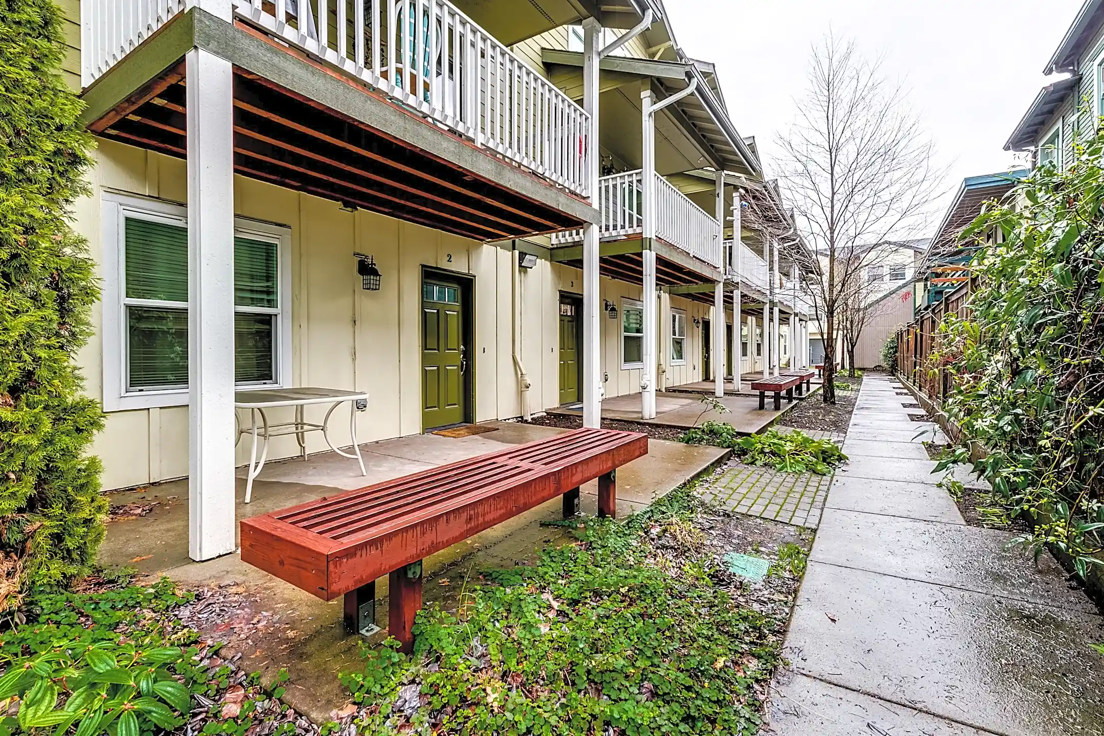 The Duck Flats Student Housing 945 Patterson St Eugene, OR