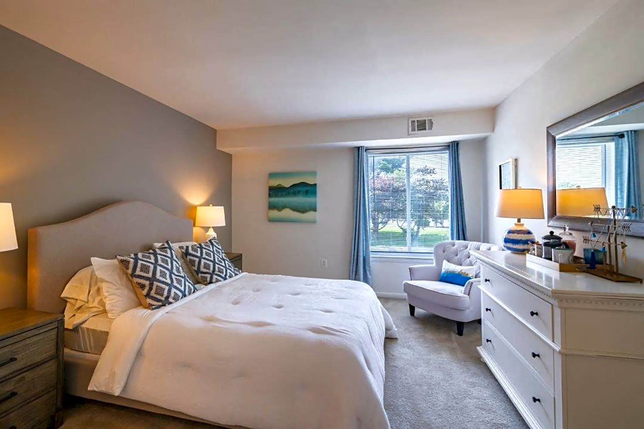 Country Village Apartment Homes 480 Country Dr Dover, DE Apartments