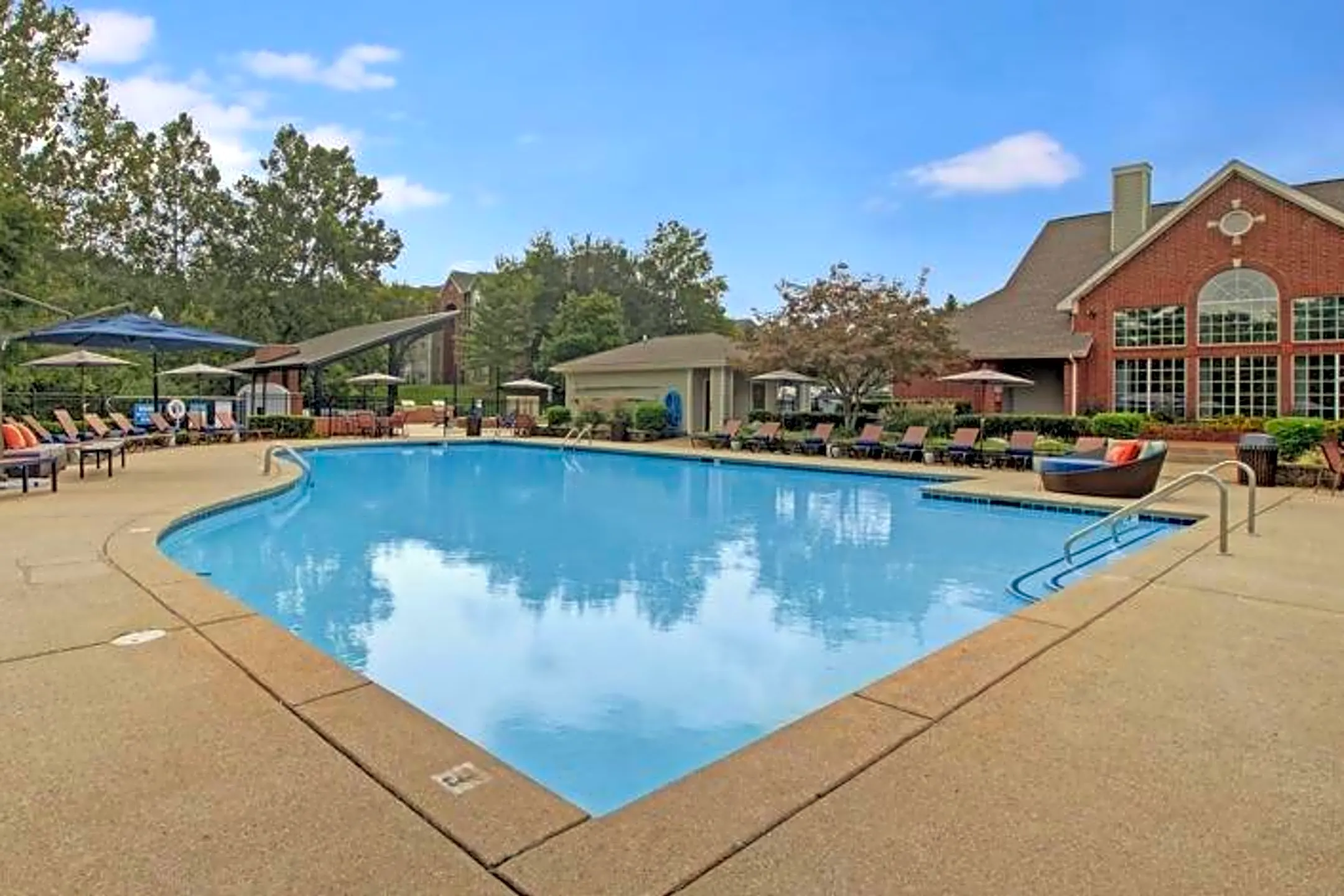 Cambridge At Hickory Hollow - 660 Bell Rd | Antioch, TN Apartments for ...