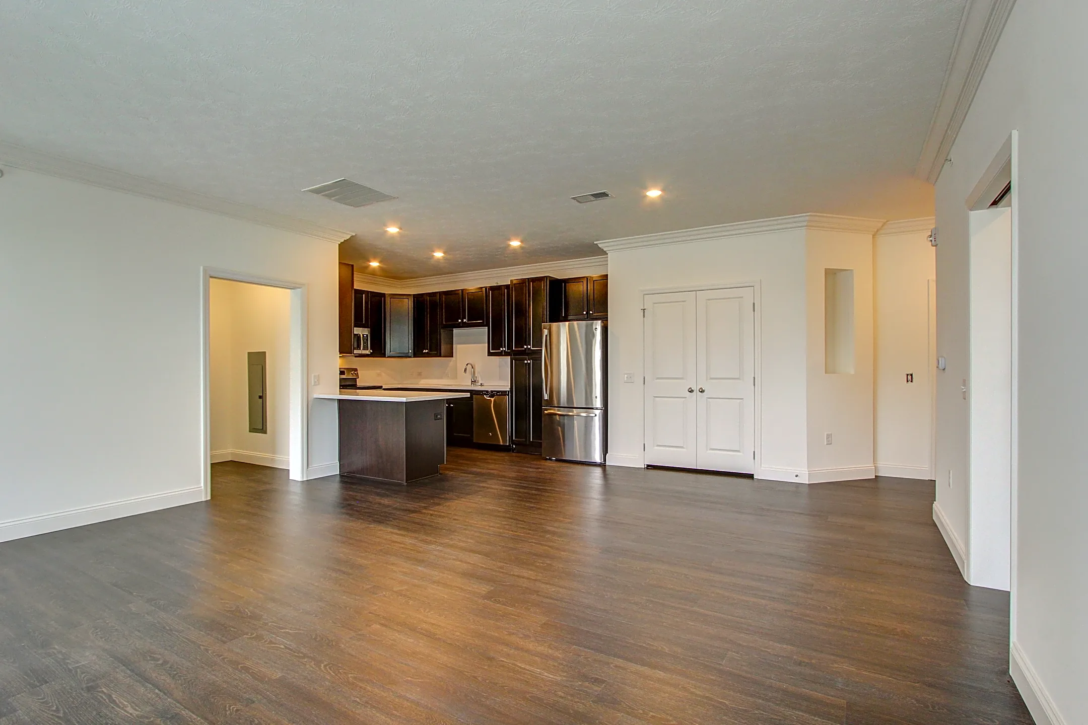 River's Edge of Oakmont 41 Allegheny Ave Oakmont, PA Apartments for