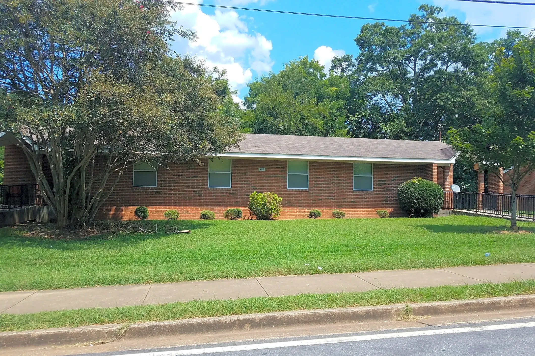 Vine Street Duplexes Apartments - Athens, Ga 30601