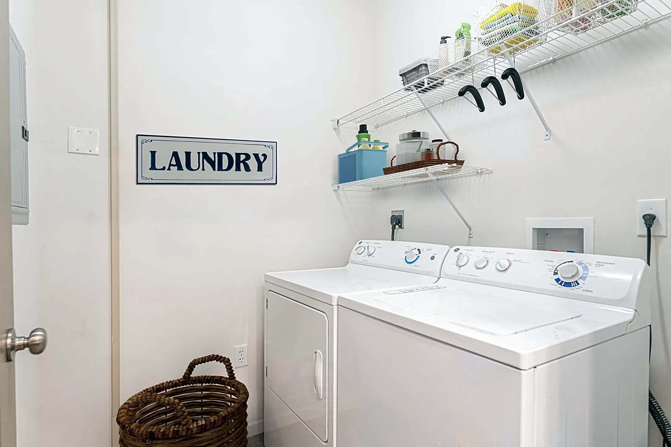 Celtic Crossing Saint Peters, MO 63376