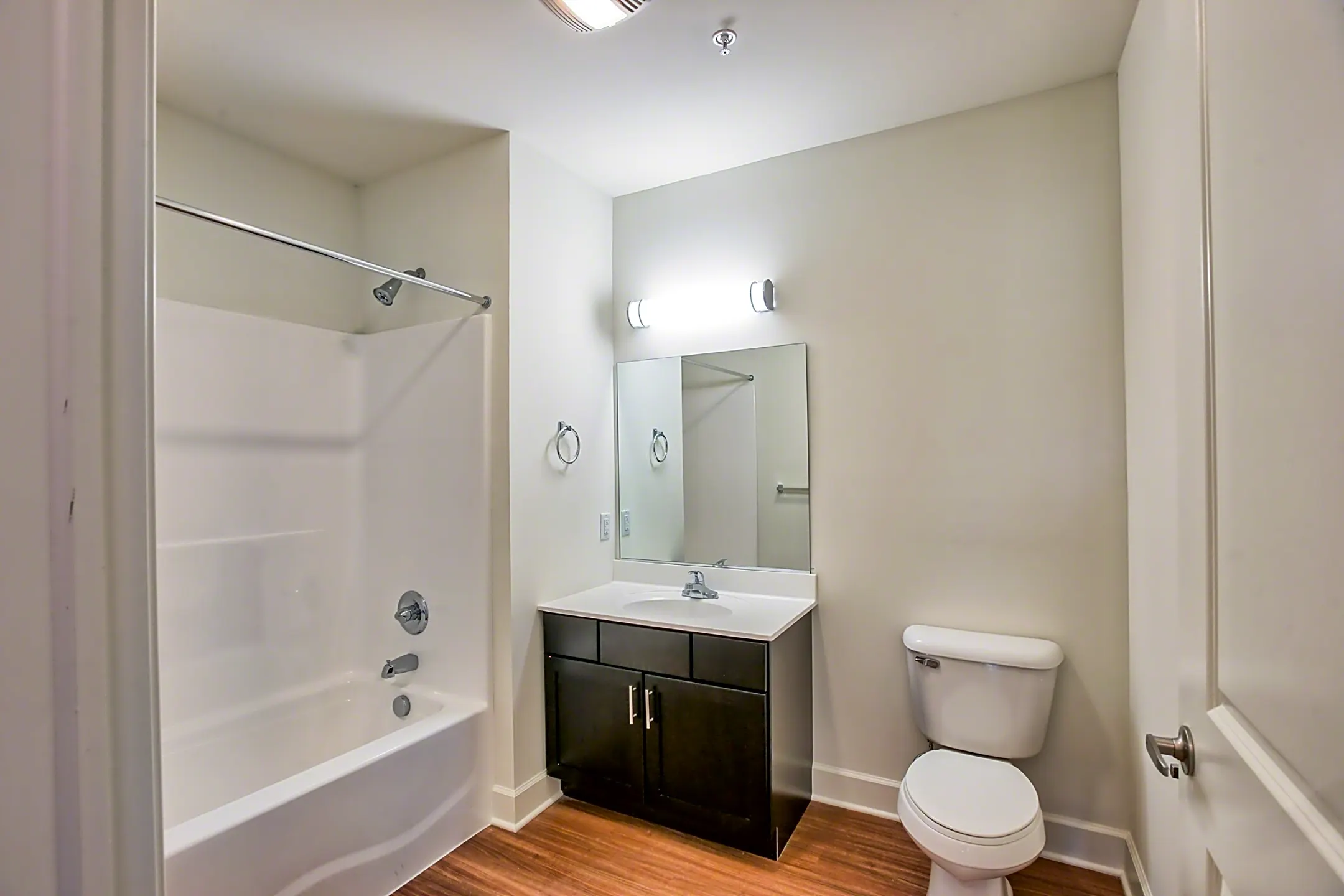 Iroquois Village Apartments Niskayuna, NY 12309