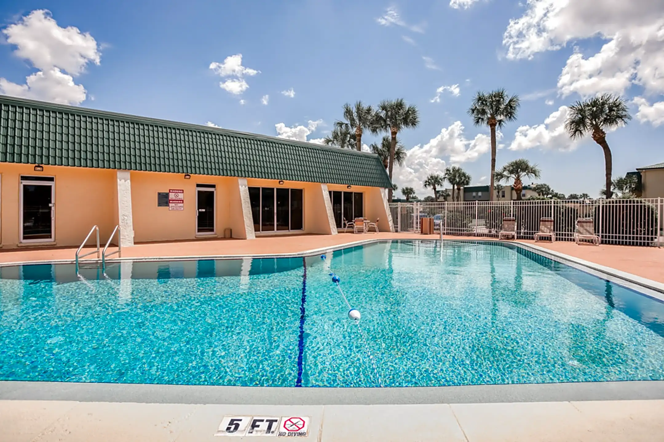 Buena Vista 12100 Park Blvd Seminole, FL Apartments for Rent Rent.